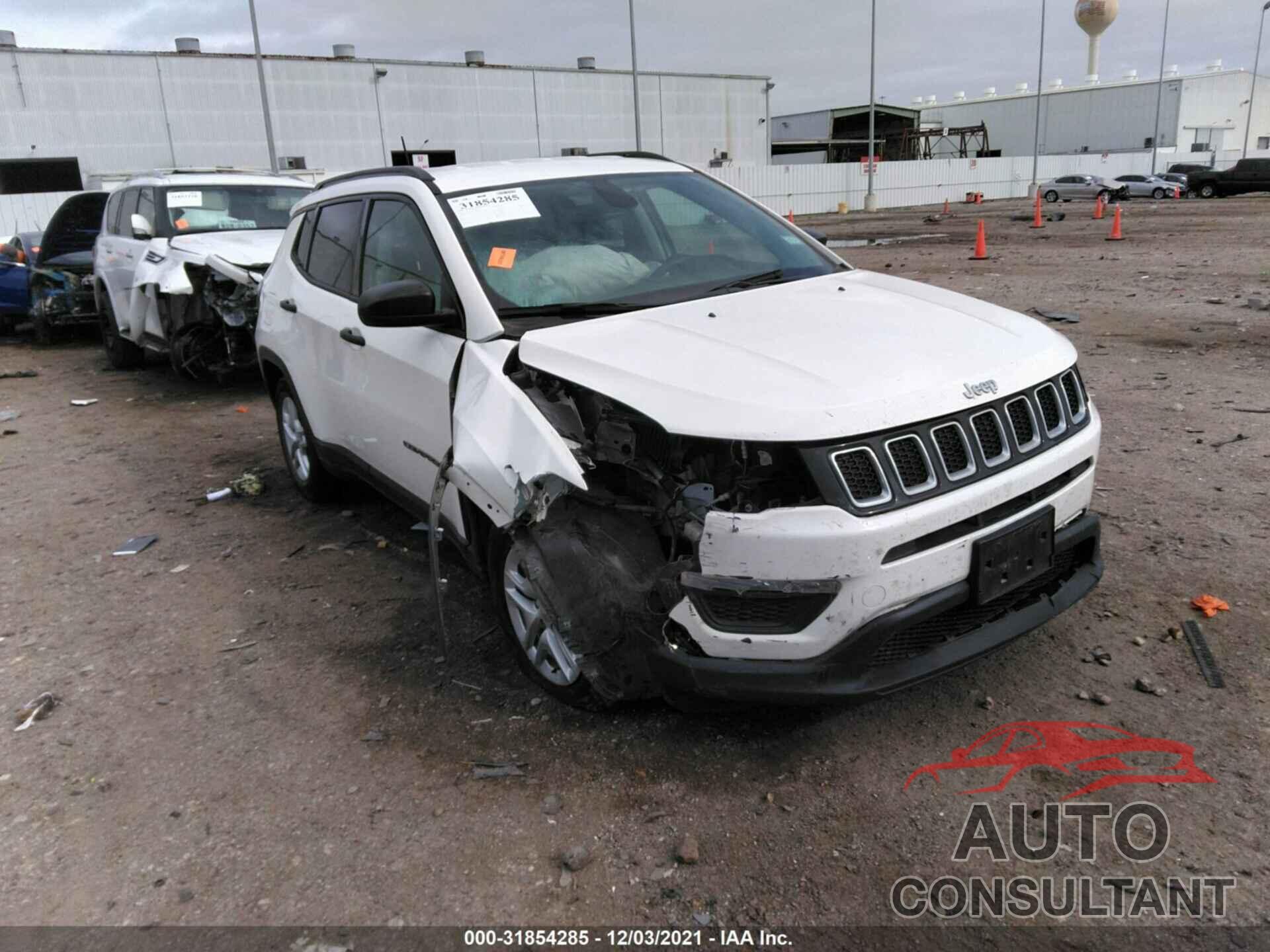 JEEP COMPASS 2018 - 3C4NJCAB9JT438928
