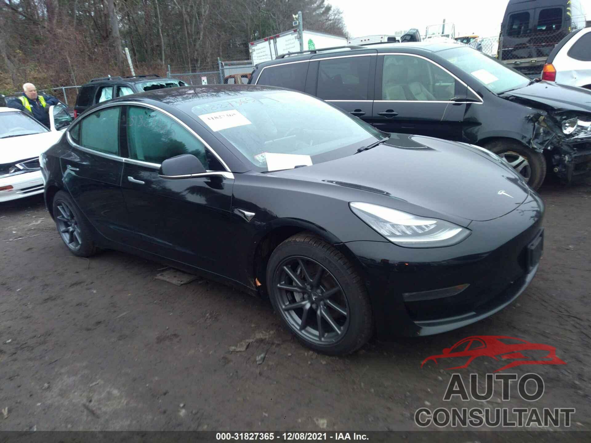 TESLA MODEL 3 2018 - 5YJ3E1EAXJF152571