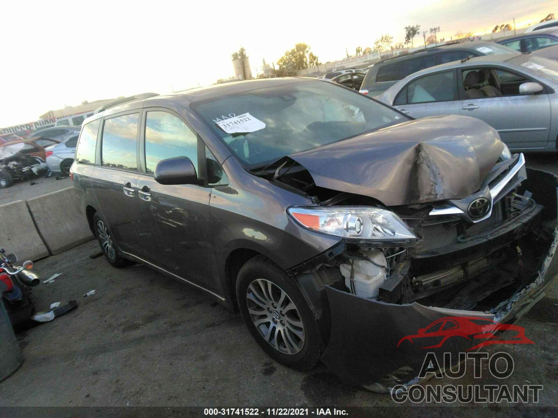 TOYOTA SIENNA 2019 - 5TDYZ3DC7KS010314