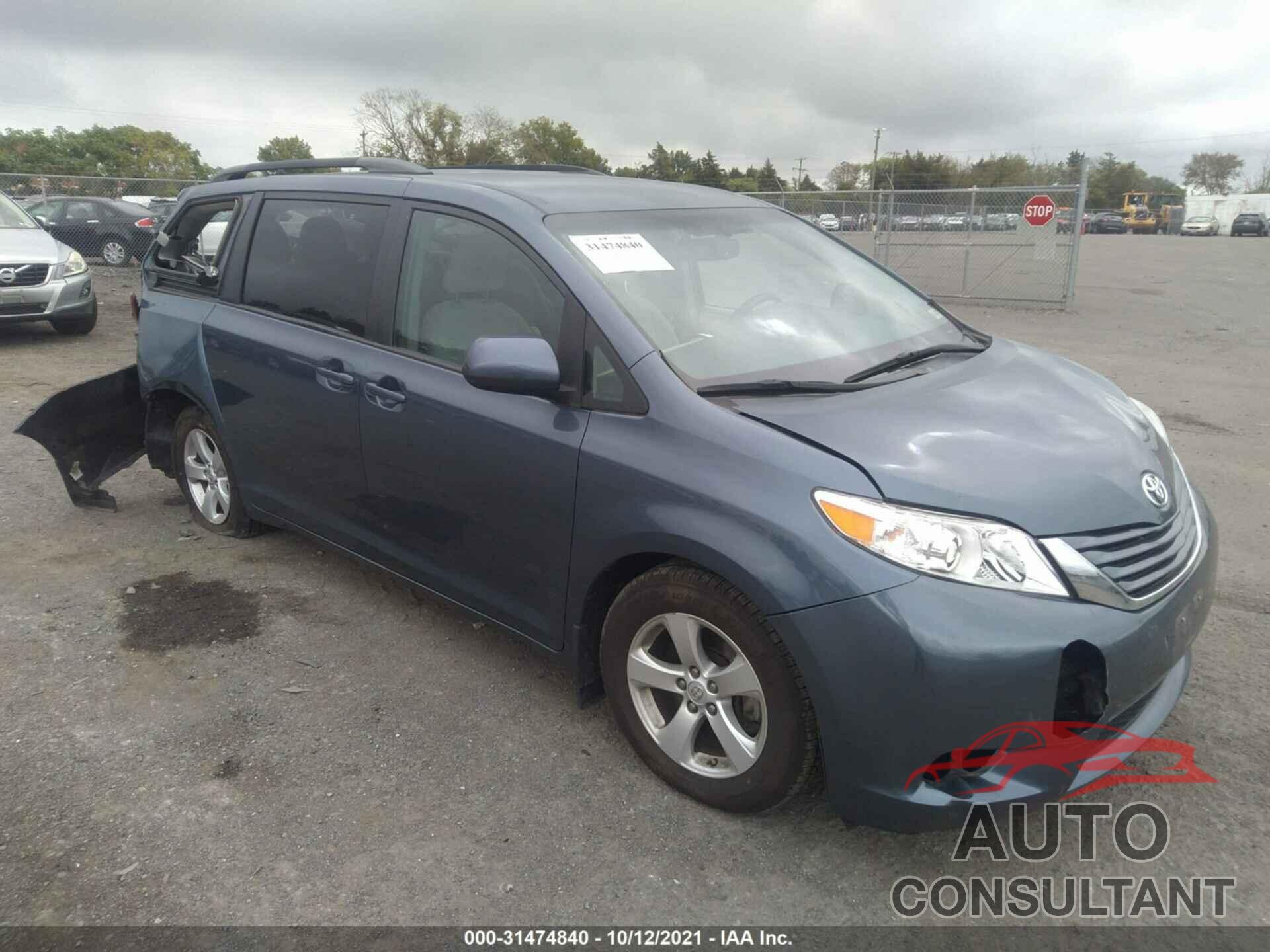 TOYOTA SIENNA 2017 - 5TDKZ3DC1HS887413