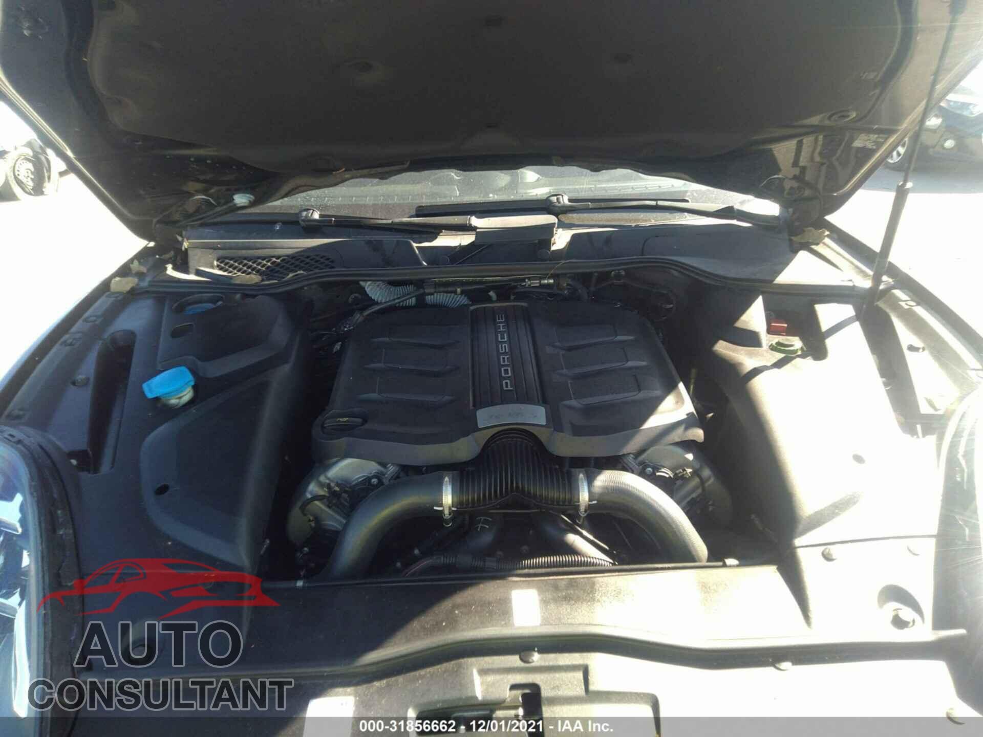 PORSCHE CAYENNE 2016 - WP1AB2A2XGLA96902