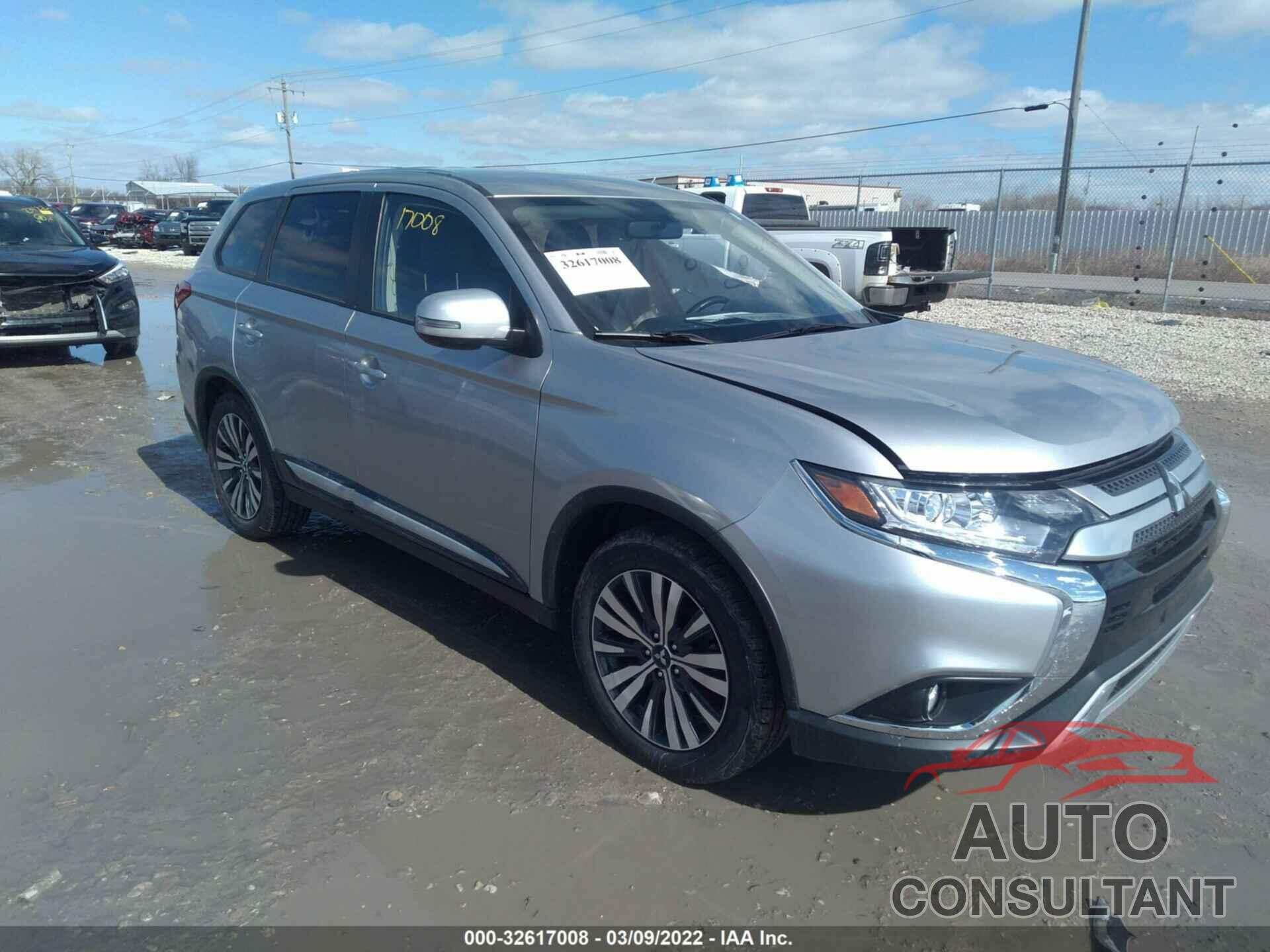 MITSUBISHI OUTLANDER 2019 - JA4AD3A34KZ044045