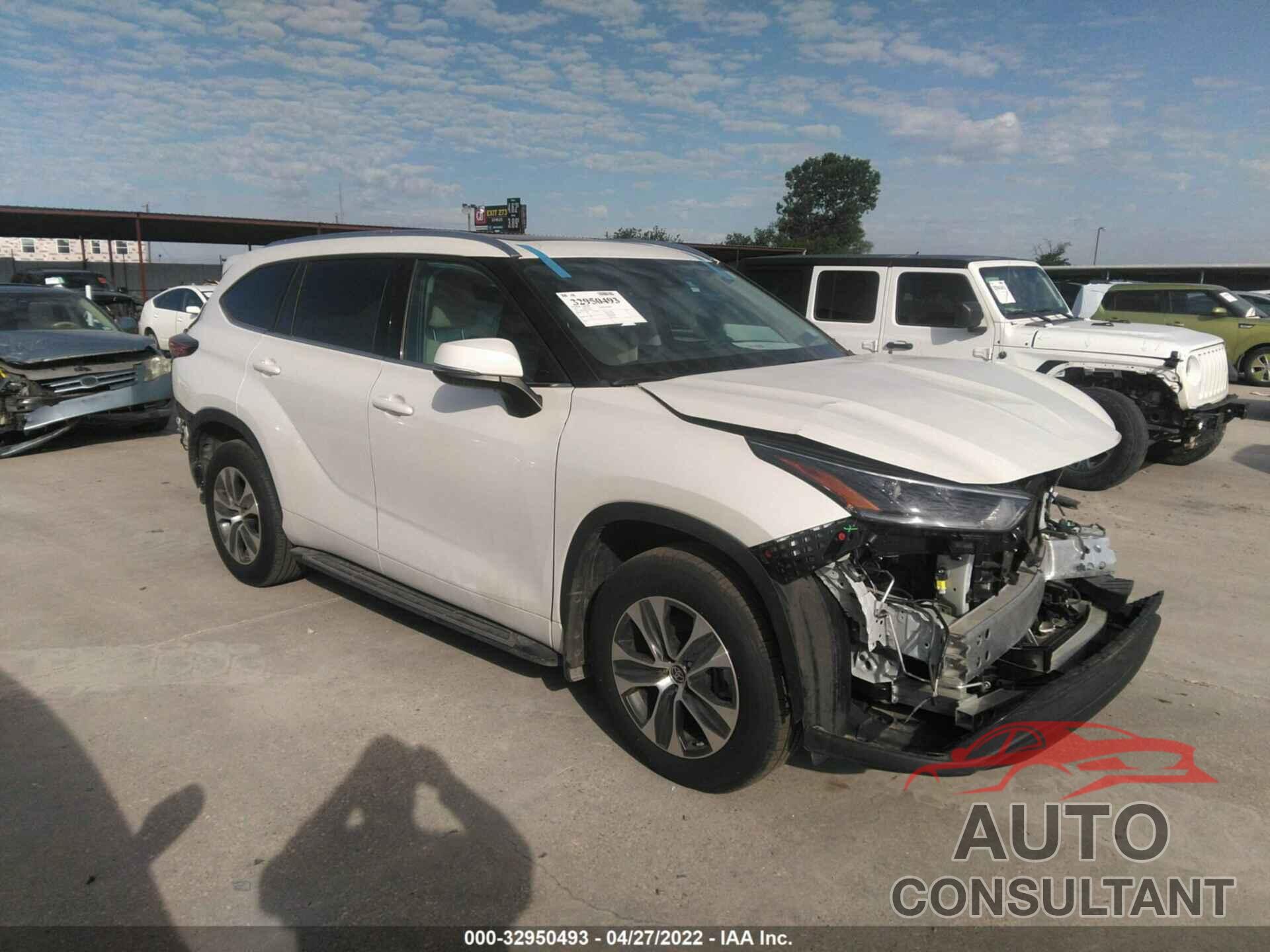 TOYOTA HIGHLANDER 2021 - 5TDGZRAH5MS520114