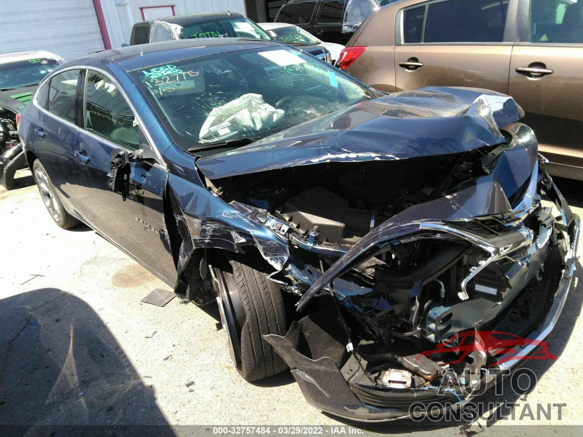 CHEVROLET MALIBU 2020 - 1G1ZD5ST8LF129064