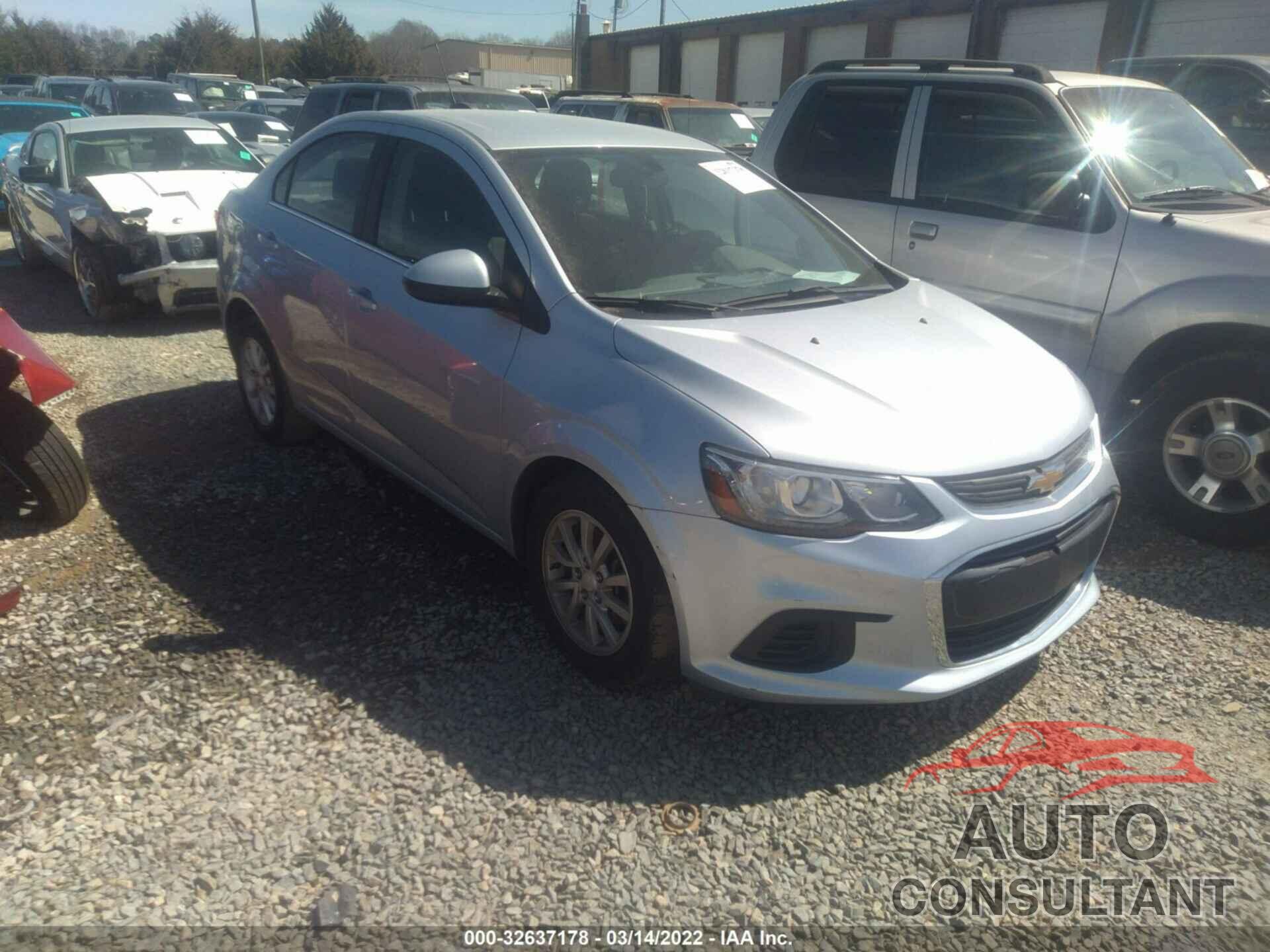 CHEVROLET SONIC 2017 - 1G1JD5SH7H4112154