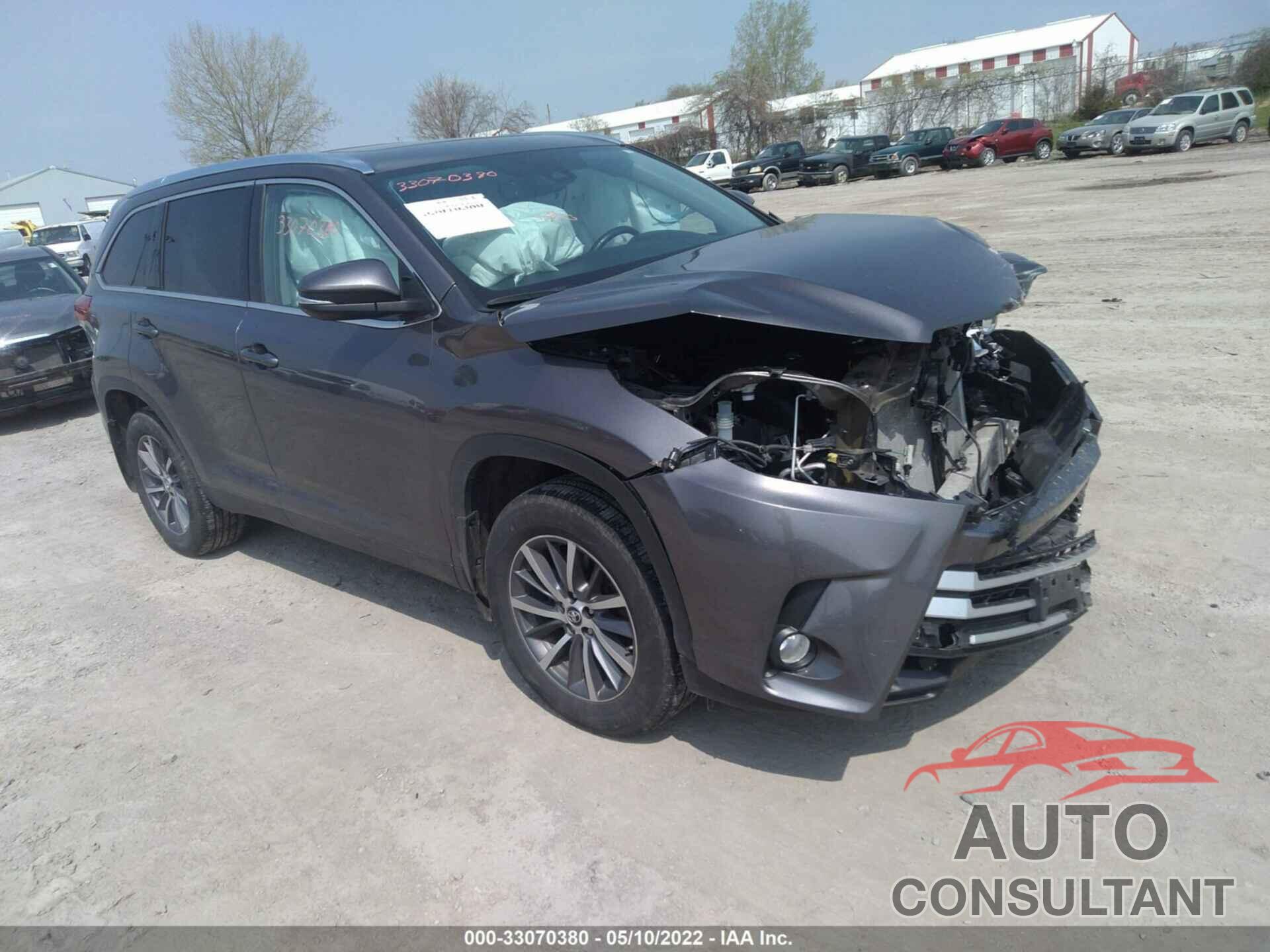 TOYOTA HIGHLANDER 2019 - 5TDJZRFH1KS944725