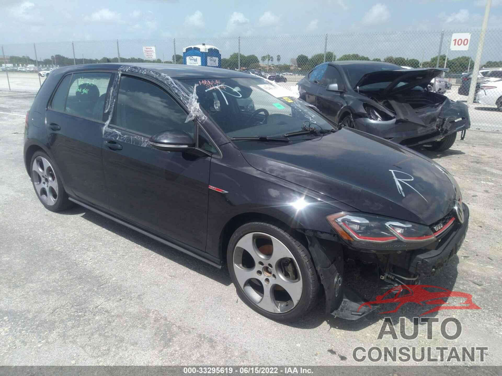 VOLKSWAGEN GOLF GTI 2018 - 3VW547AU5JM291191