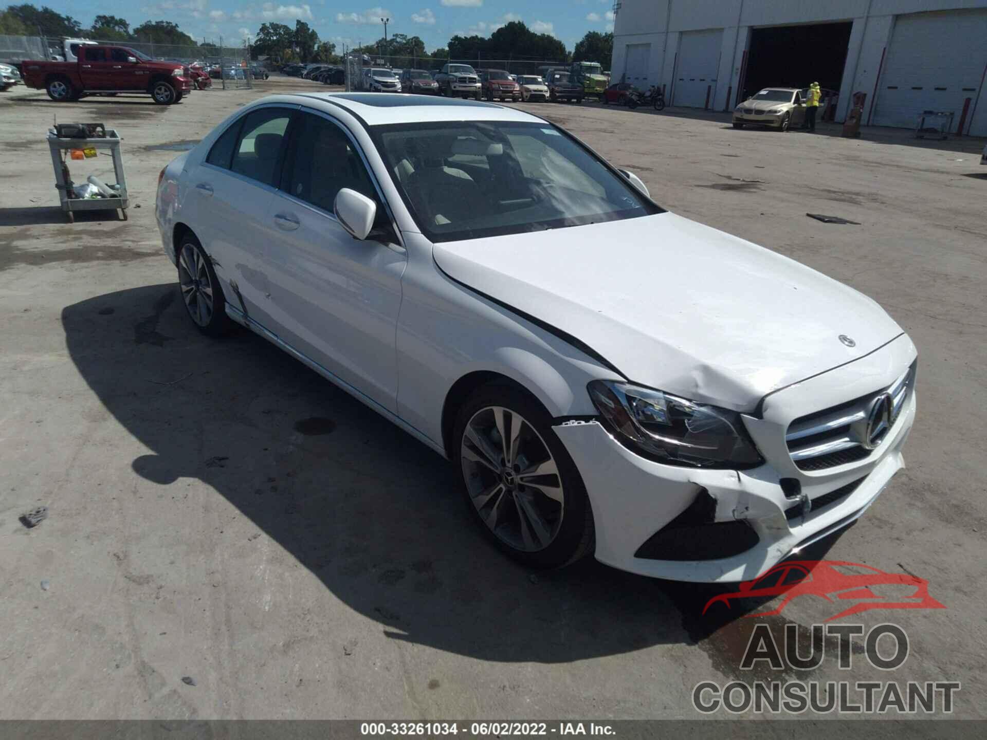 MERCEDES-BENZ C-CLASS 2018 - 55SWF4JB9JU275156