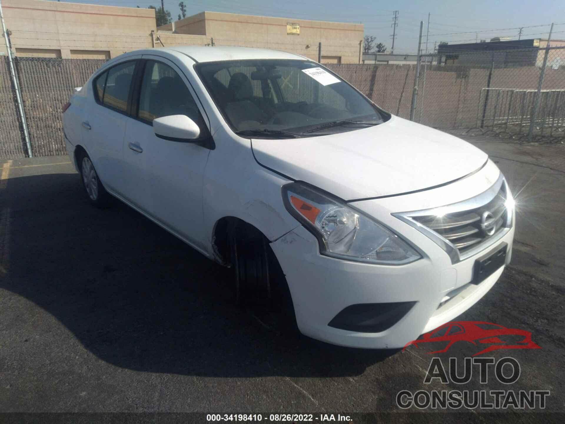 NISSAN VERSA 2016 - 3N1CN7APXGL881860