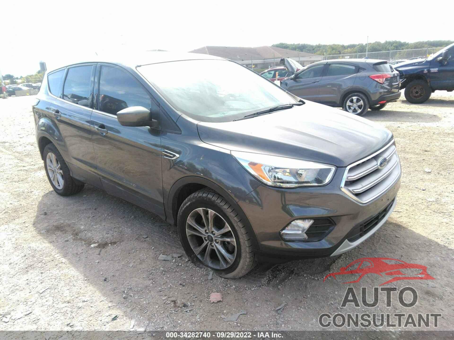 FORD ESCAPE 2017 - 1FMCU9GD9HUD16799