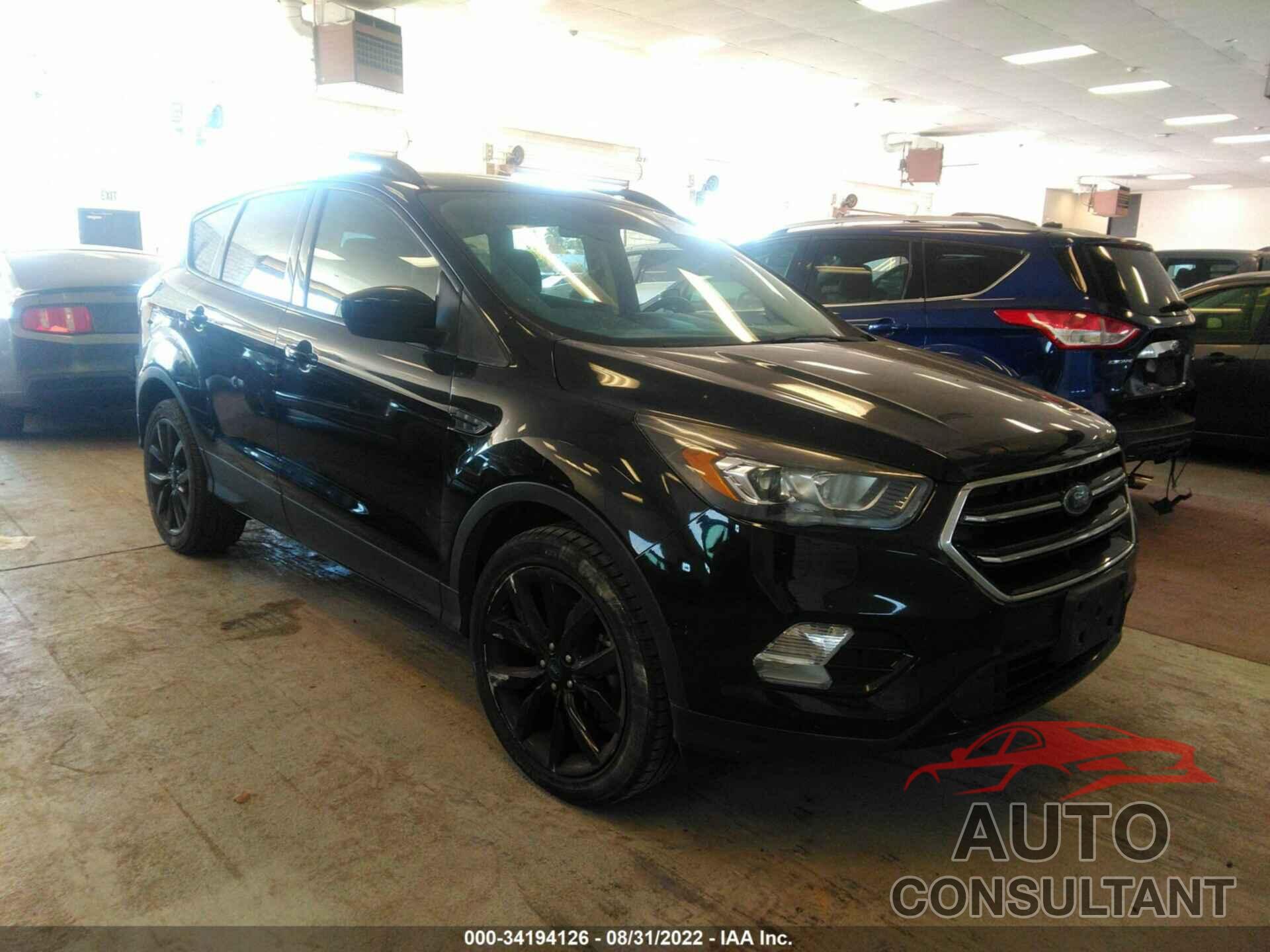 FORD ESCAPE 2017 - 1FMCU0G96HUE97769