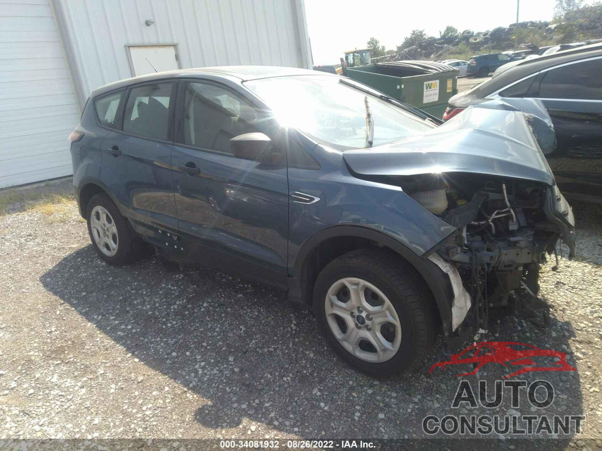 FORD ESCAPE 2018 - 1FMCU0F70JUC78926
