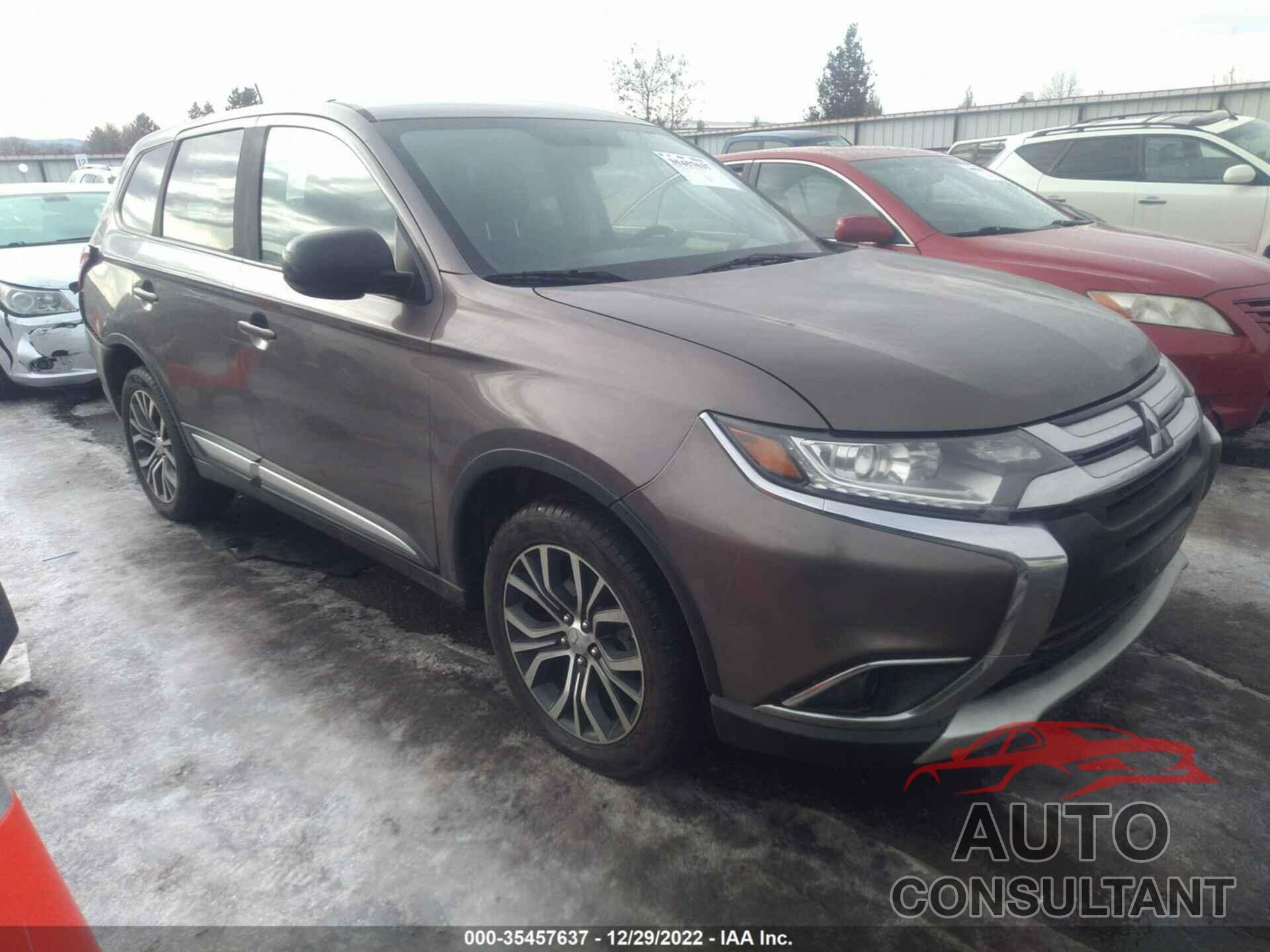 MITSUBISHI OUTLANDER 2016 - JA4AD2A34GZ051529