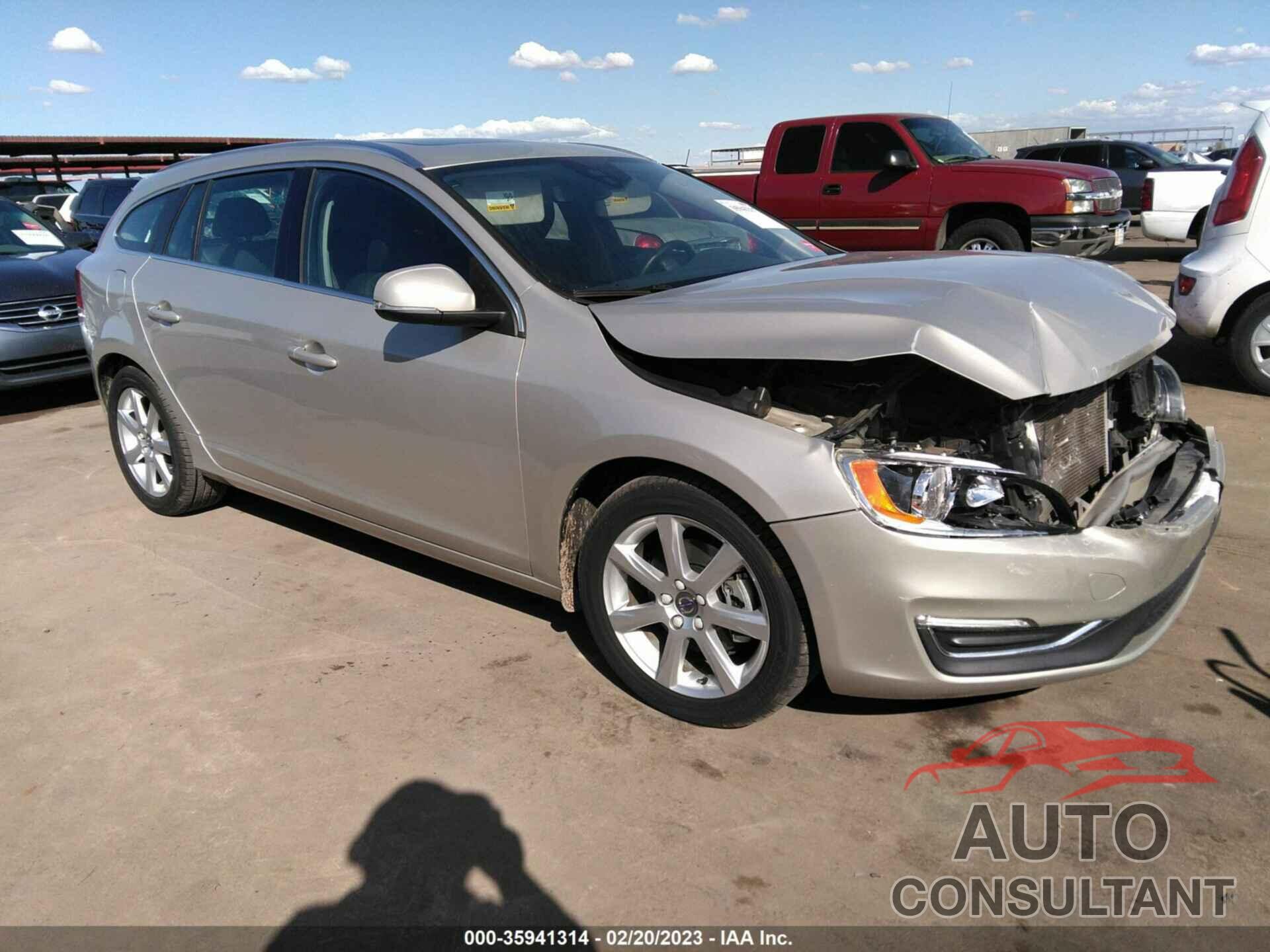 VOLVO V60 2017 - YV140MEK6H1337257