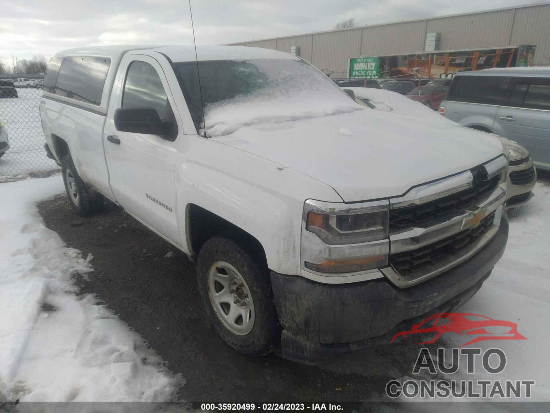 CHEVROLET SILVERADO 1500 2018 - 1GCNKNEH1JZ203536