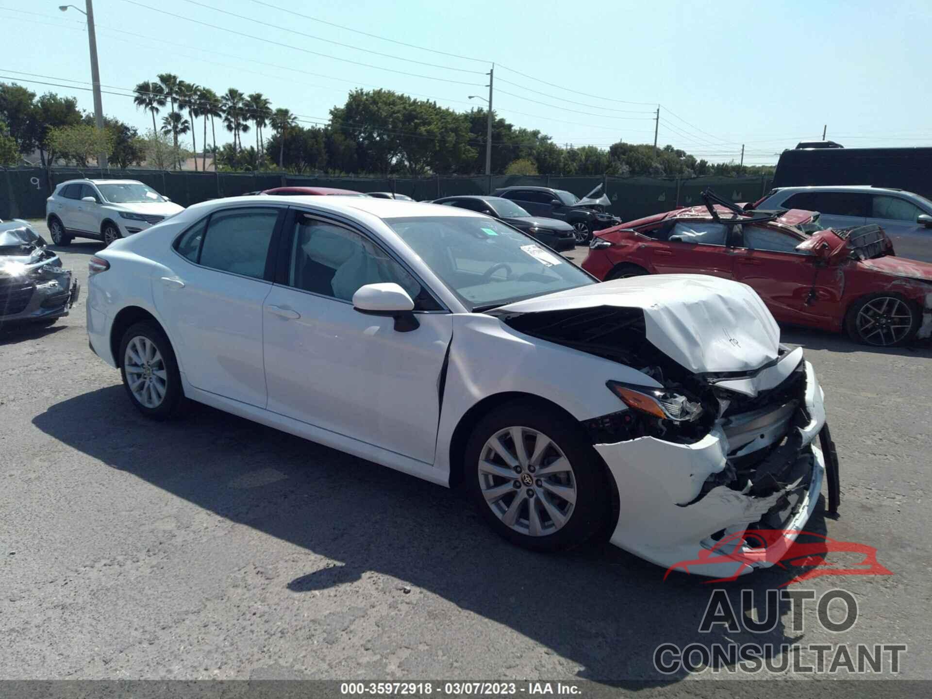 TOYOTA CAMRY 2020 - 4T1C11AK0LU994934