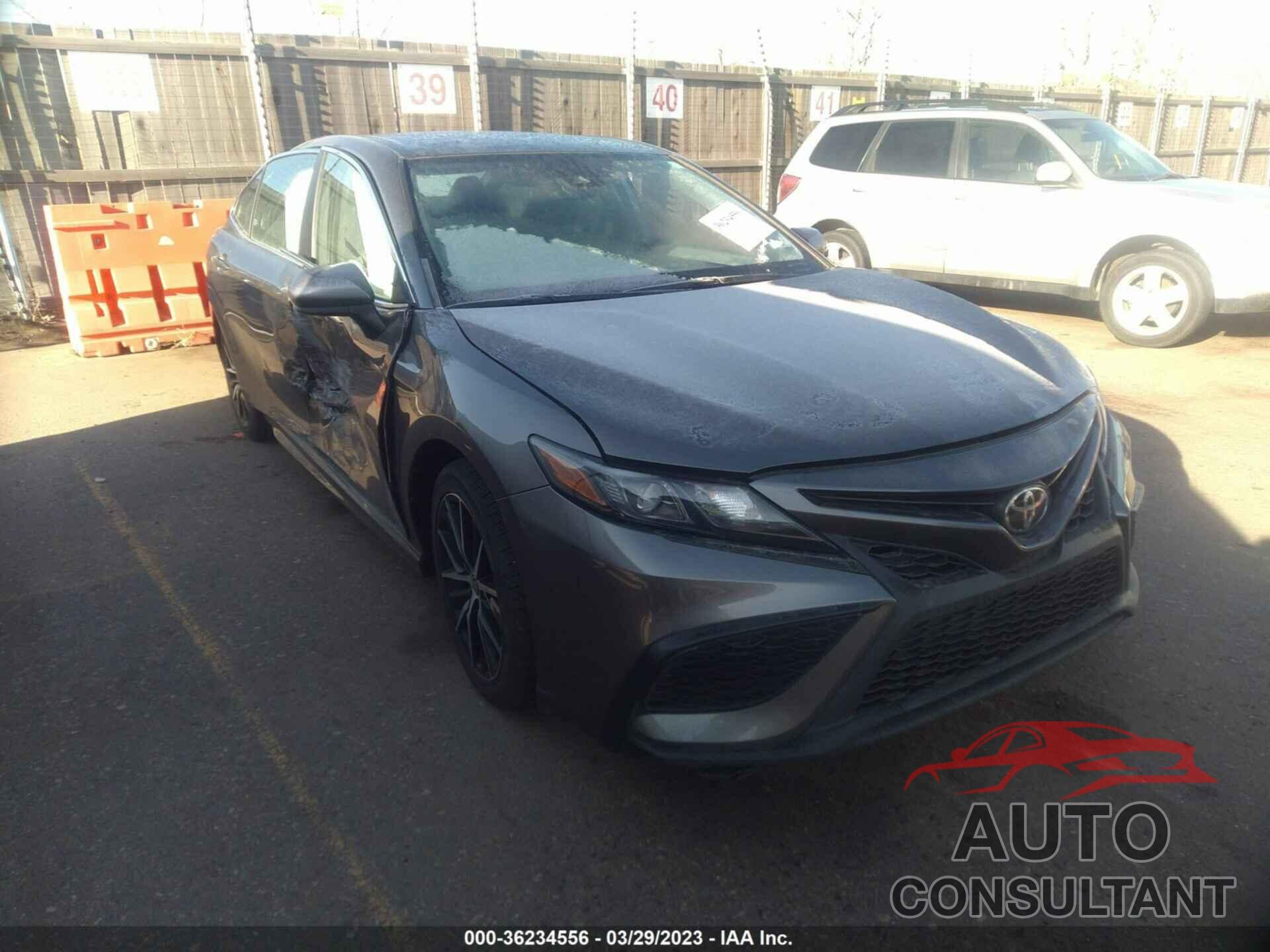 TOYOTA CAMRY 2021 - 4T1G11AKXMU549166