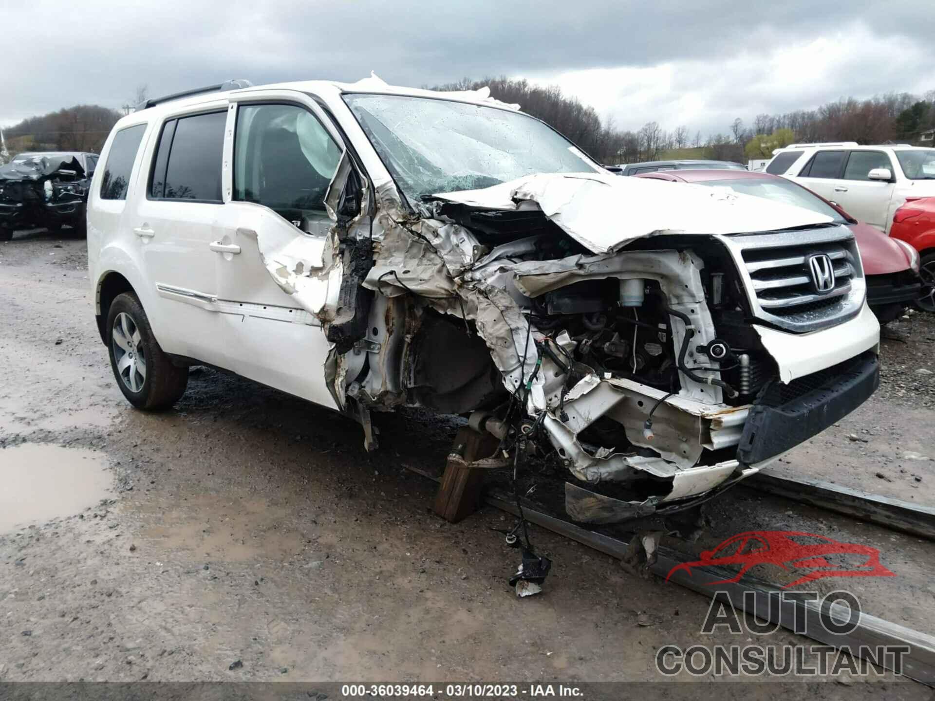 HONDA PILOT 2015 - 5FNYF4H99FB049512