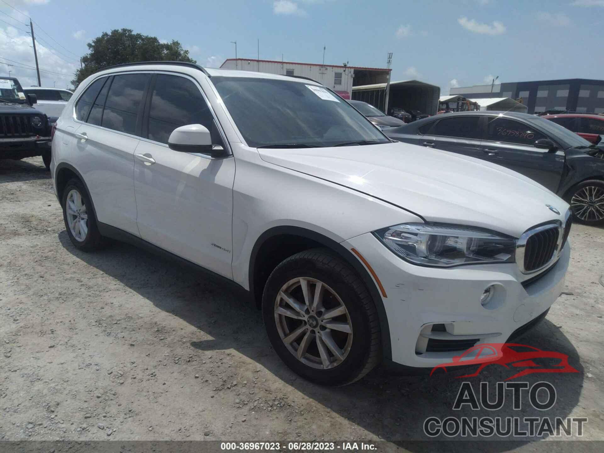 BMW X5 2015 - 5UXKR2C54F0H37116