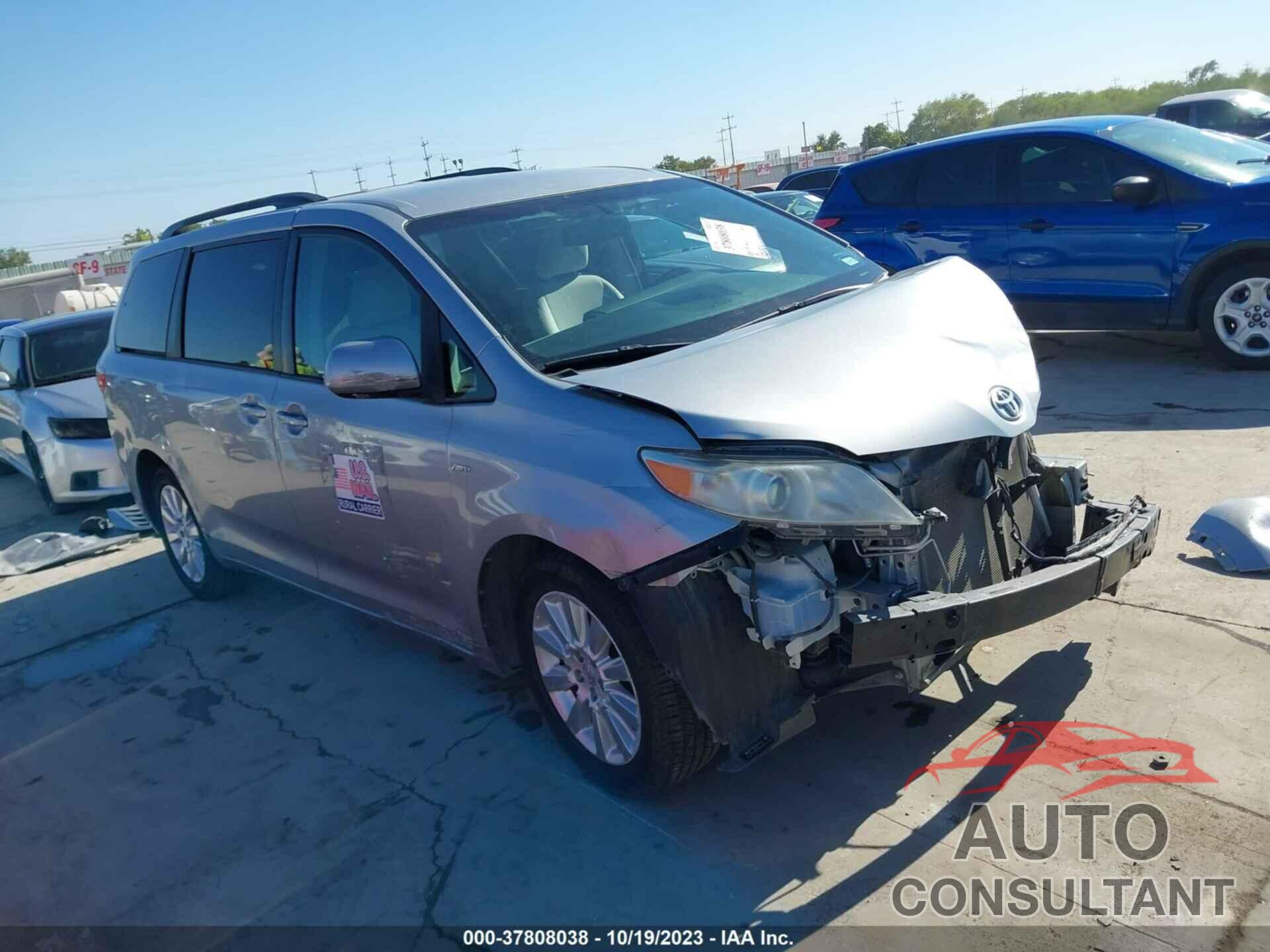 TOYOTA SIENNA 2016 - 5TDJK3DC1GS130008