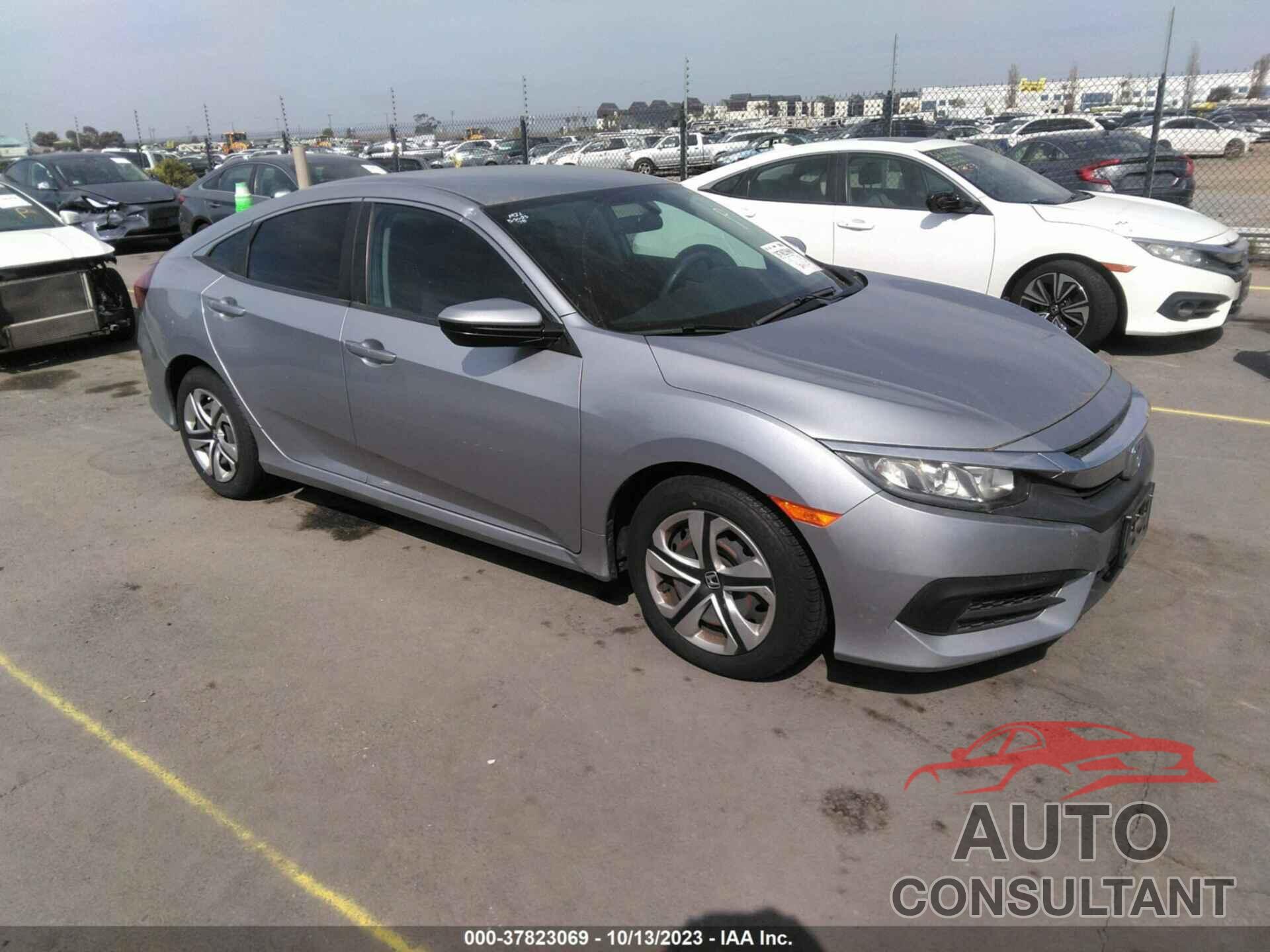 HONDA CIVIC 2018 - 2HGFC2F54JH588094