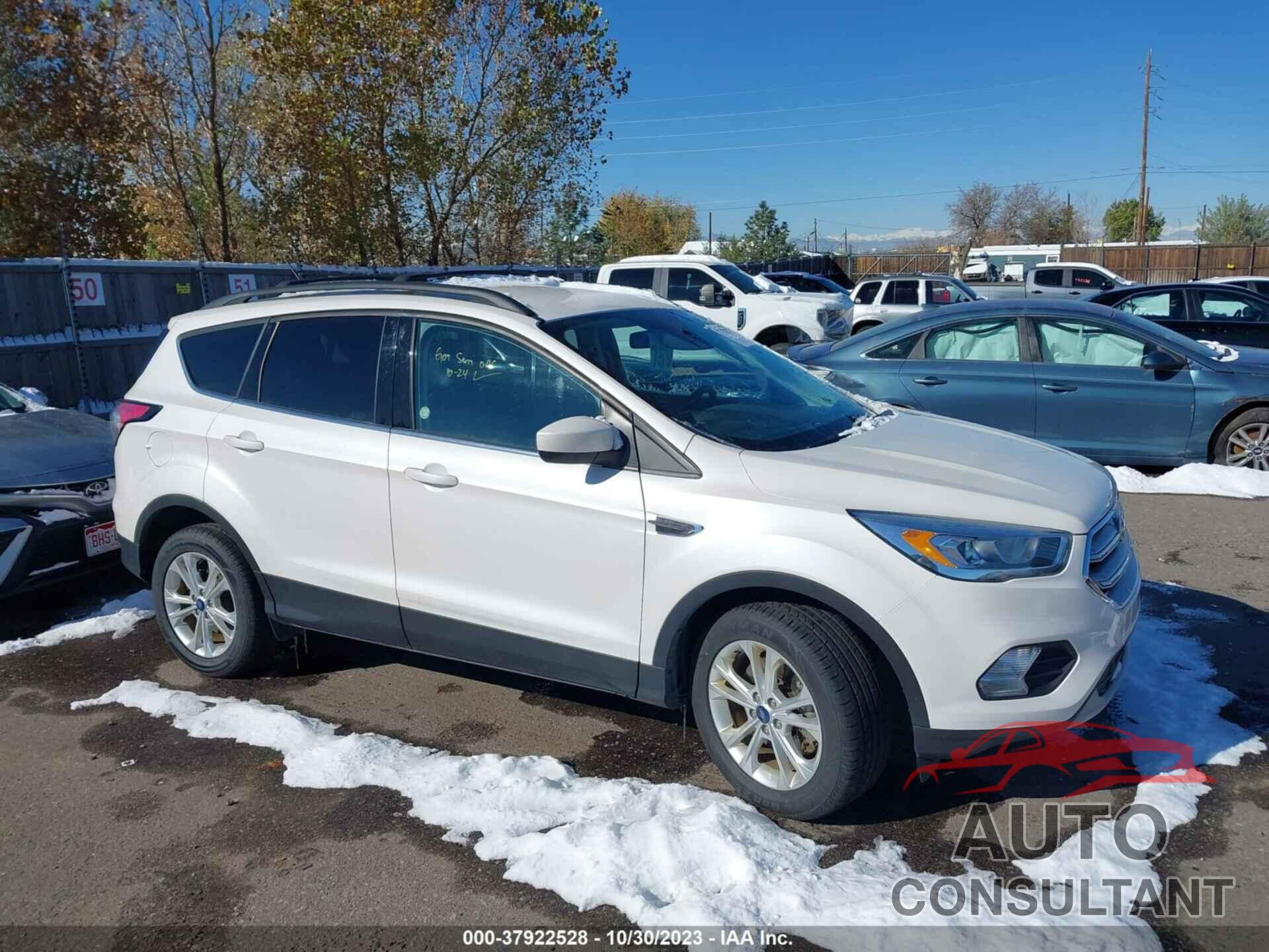 FORD ESCAPE 2018 - 1FMCU9HD2JUA69954