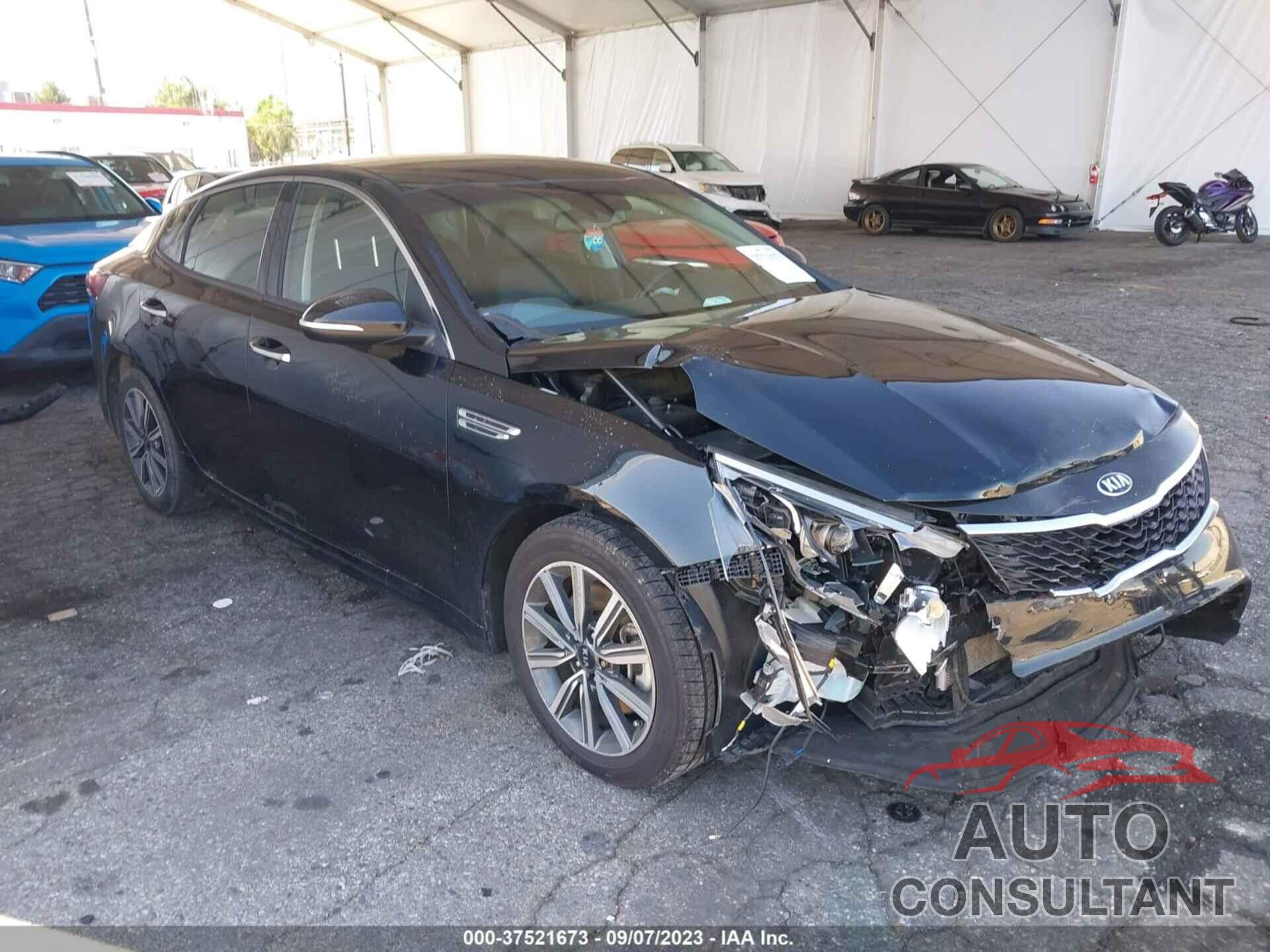 KIA OPTIMA 2019 - 5XXGU4L16KG327762