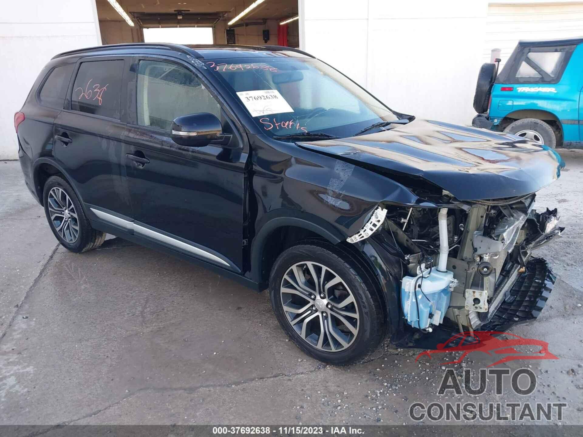 MITSUBISHI OUTLANDER 2016 - JA4AZ3A38GZ037155