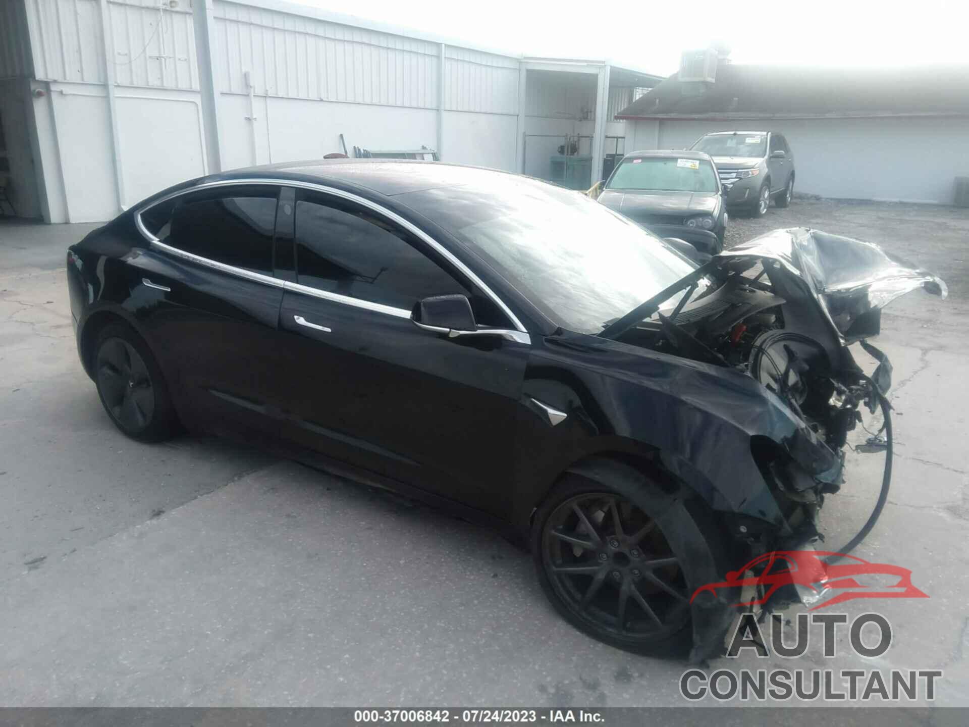 TESLA MODEL 3 2018 - 5YJ3E1EA5JF123396