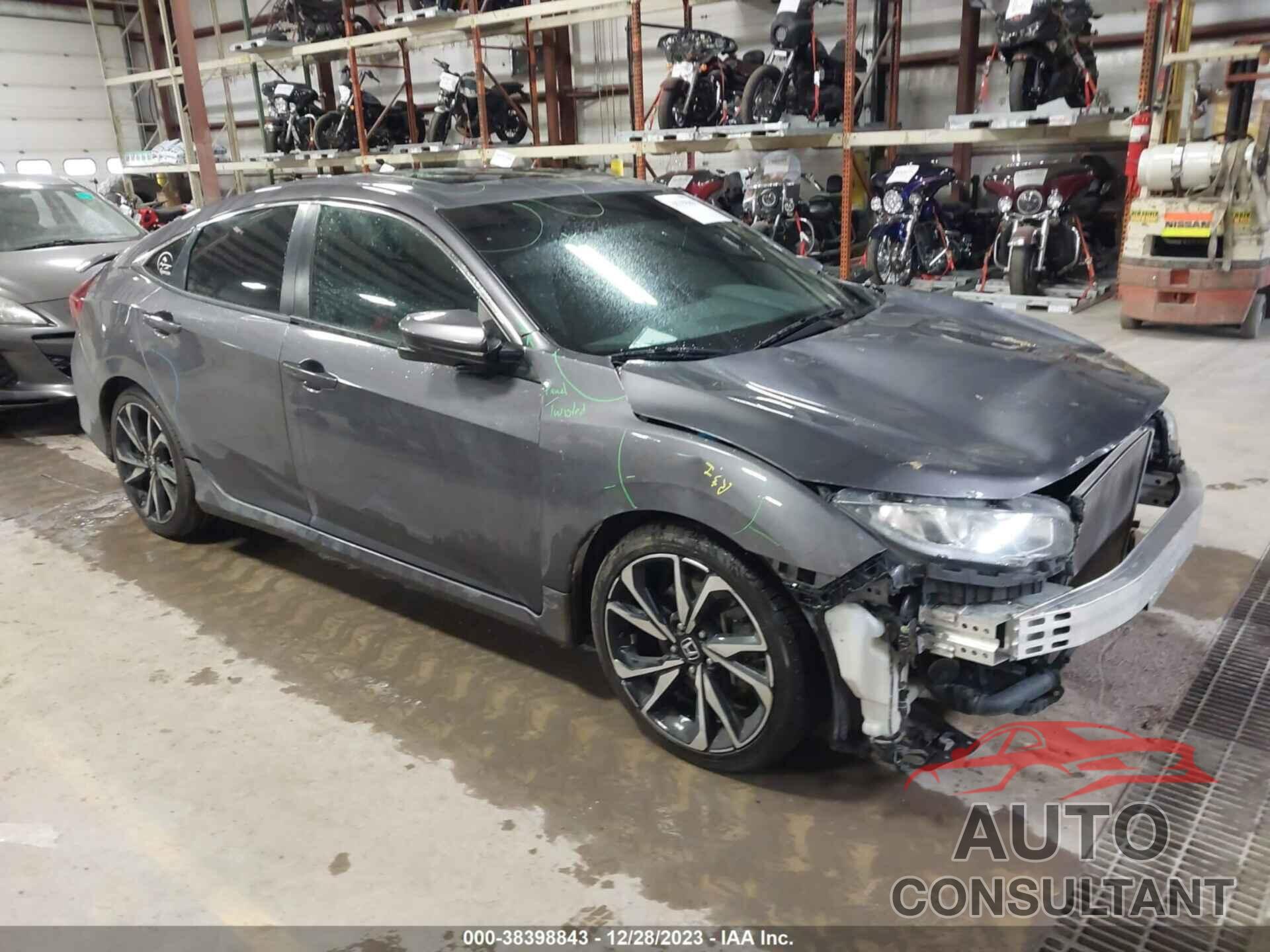 HONDA CIVIC 2018 - 2HGFC1E51JH706386