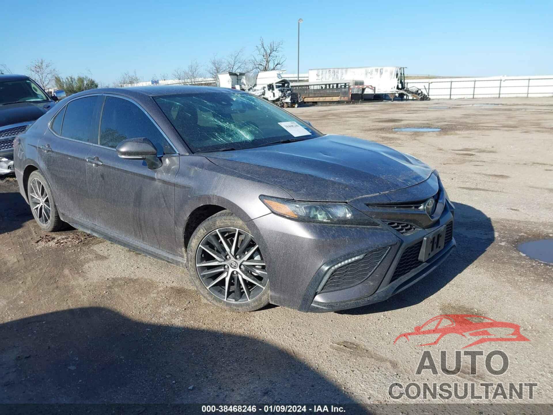 TOYOTA CAMRY 2022 - 4T1G11AK4NU054575