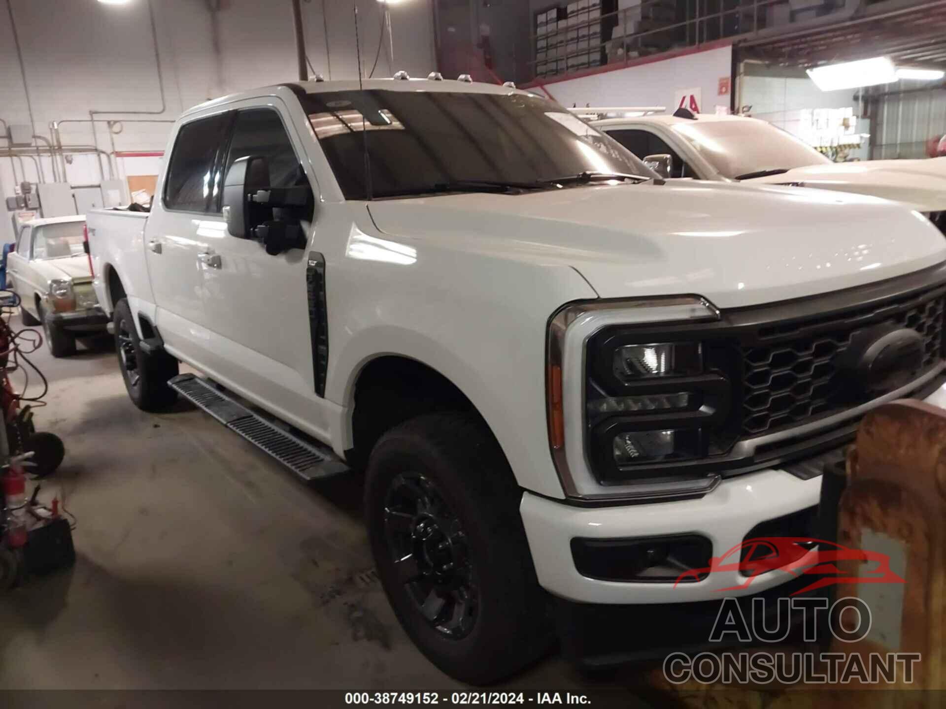 FORD F-250 2023 - 1FT8W2BN1PED66570