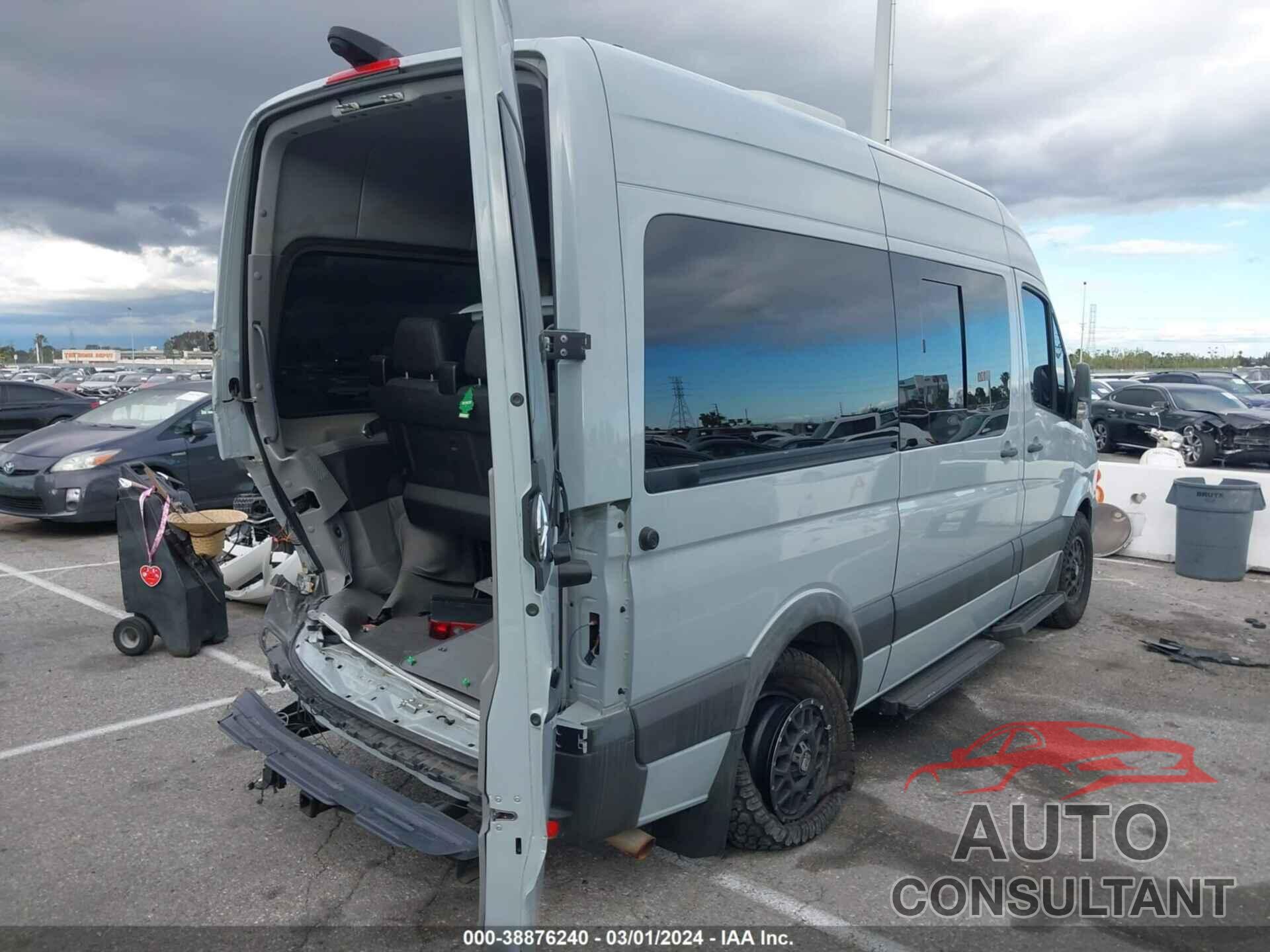 MERCEDES-BENZ SPRINTER 2500 2018 - WDZPE7CD8JP624810