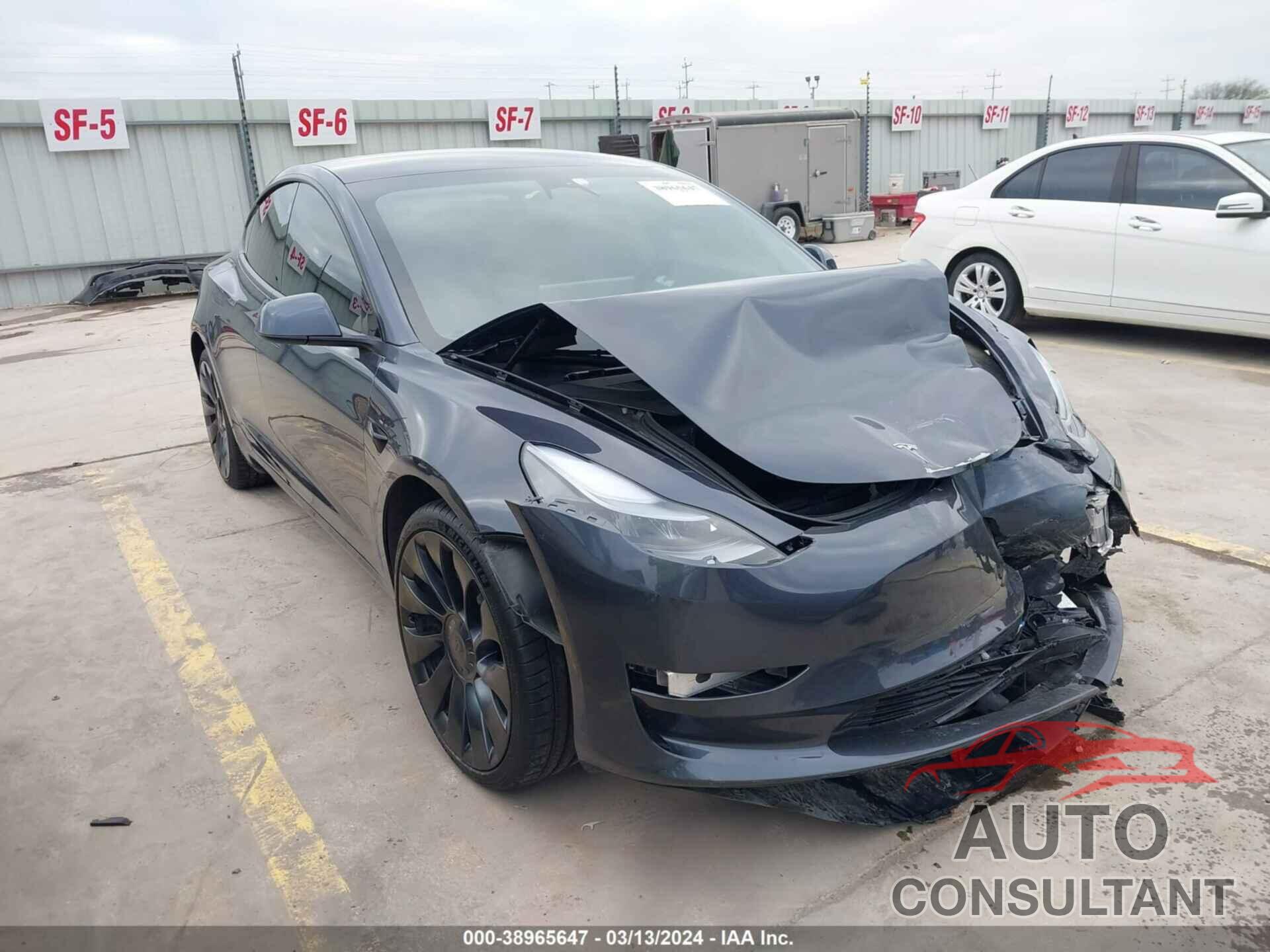 TESLA MODEL 3 2023 - 5YJ3E1ECXPF637724