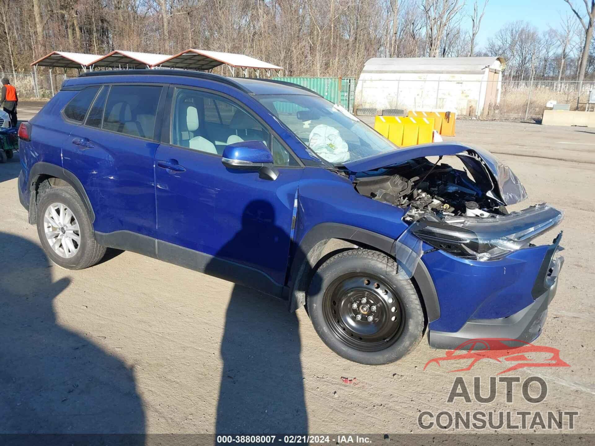 TOYOTA COROLLA CROSS 2022 - 7MUBAABG3NV020579