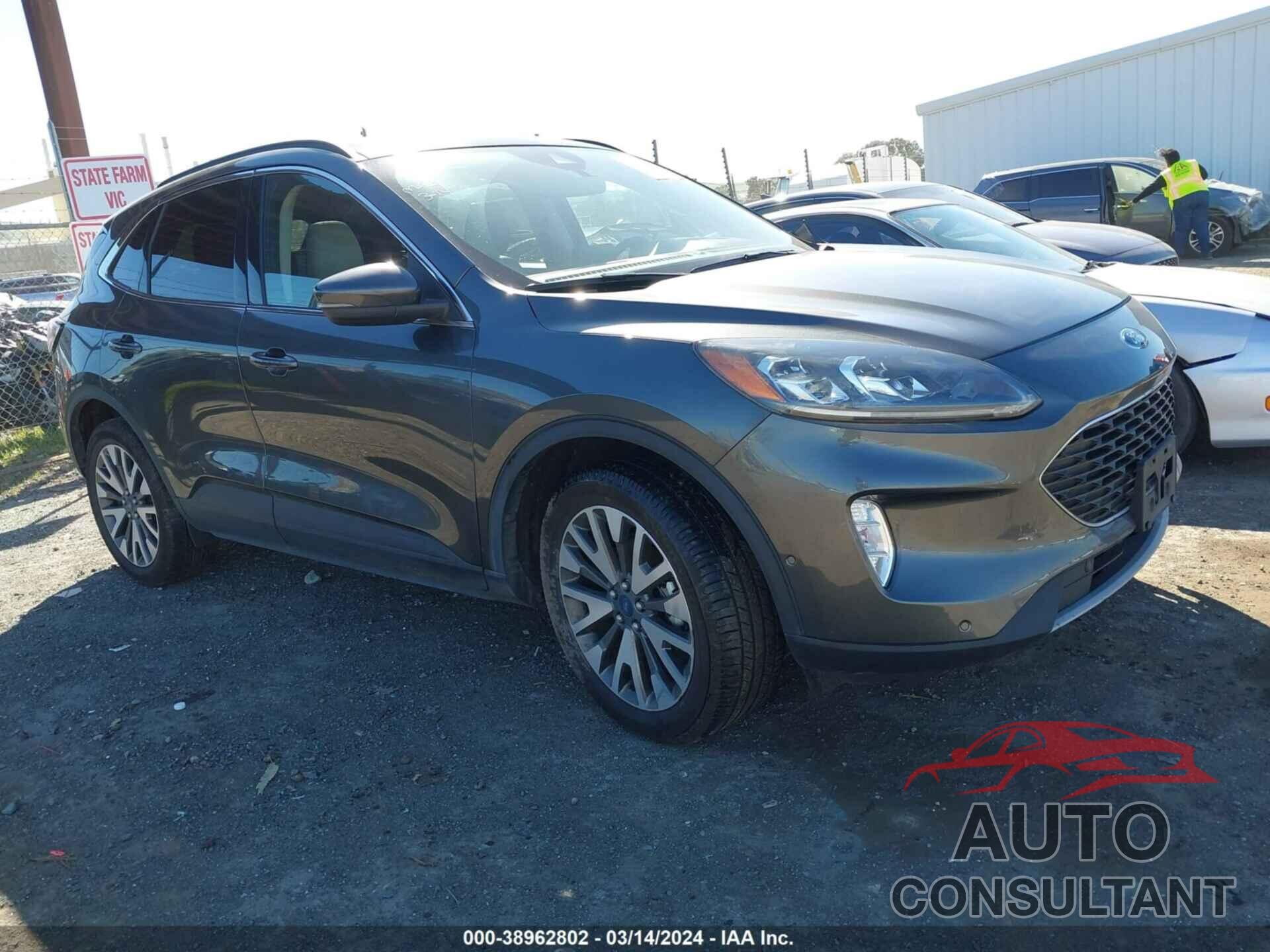 FORD ESCAPE 2020 - 1FMCU9J94LUA36091