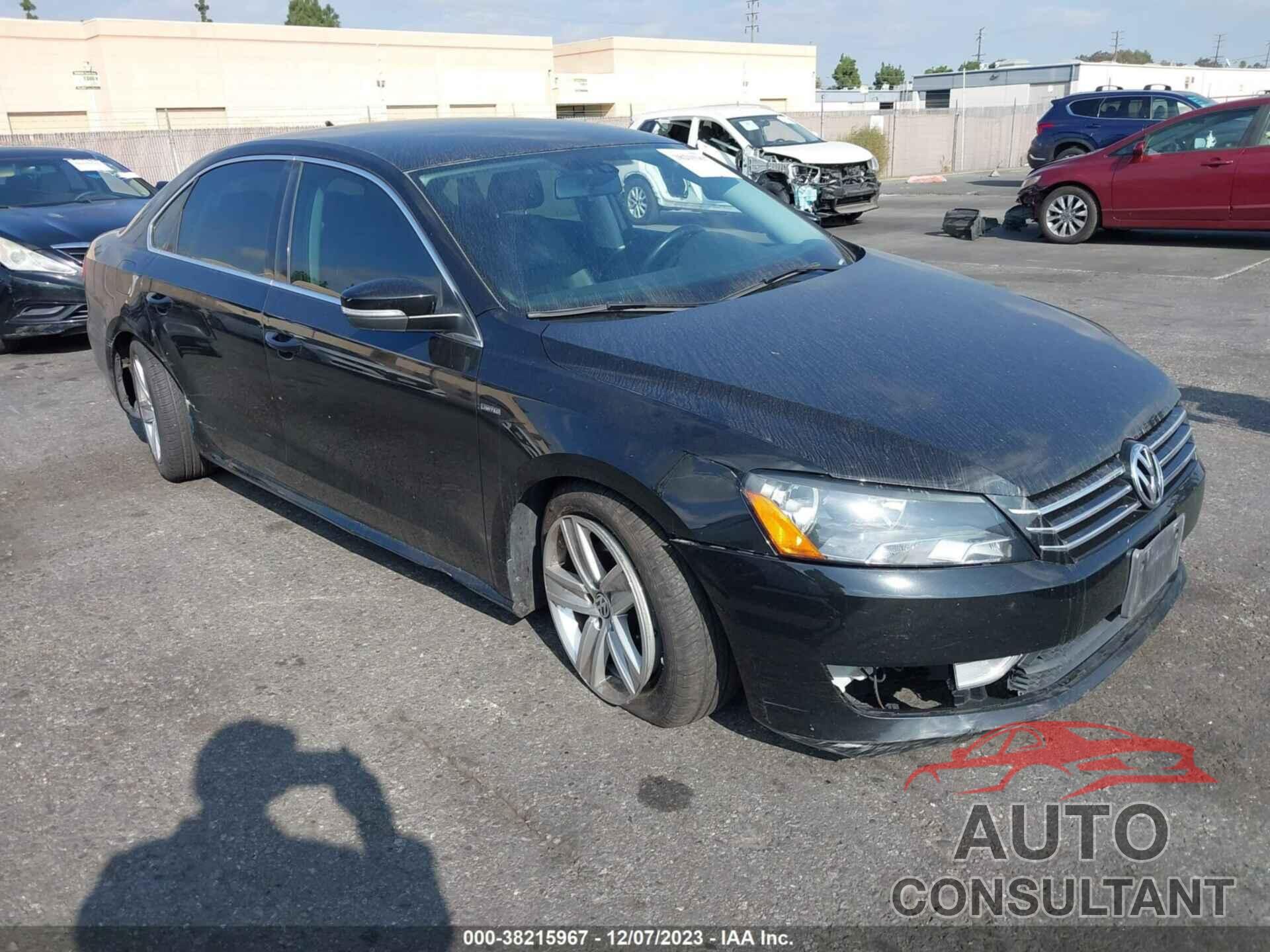VOLKSWAGEN PASSAT 2015 - 1VWAS7A39FC119119