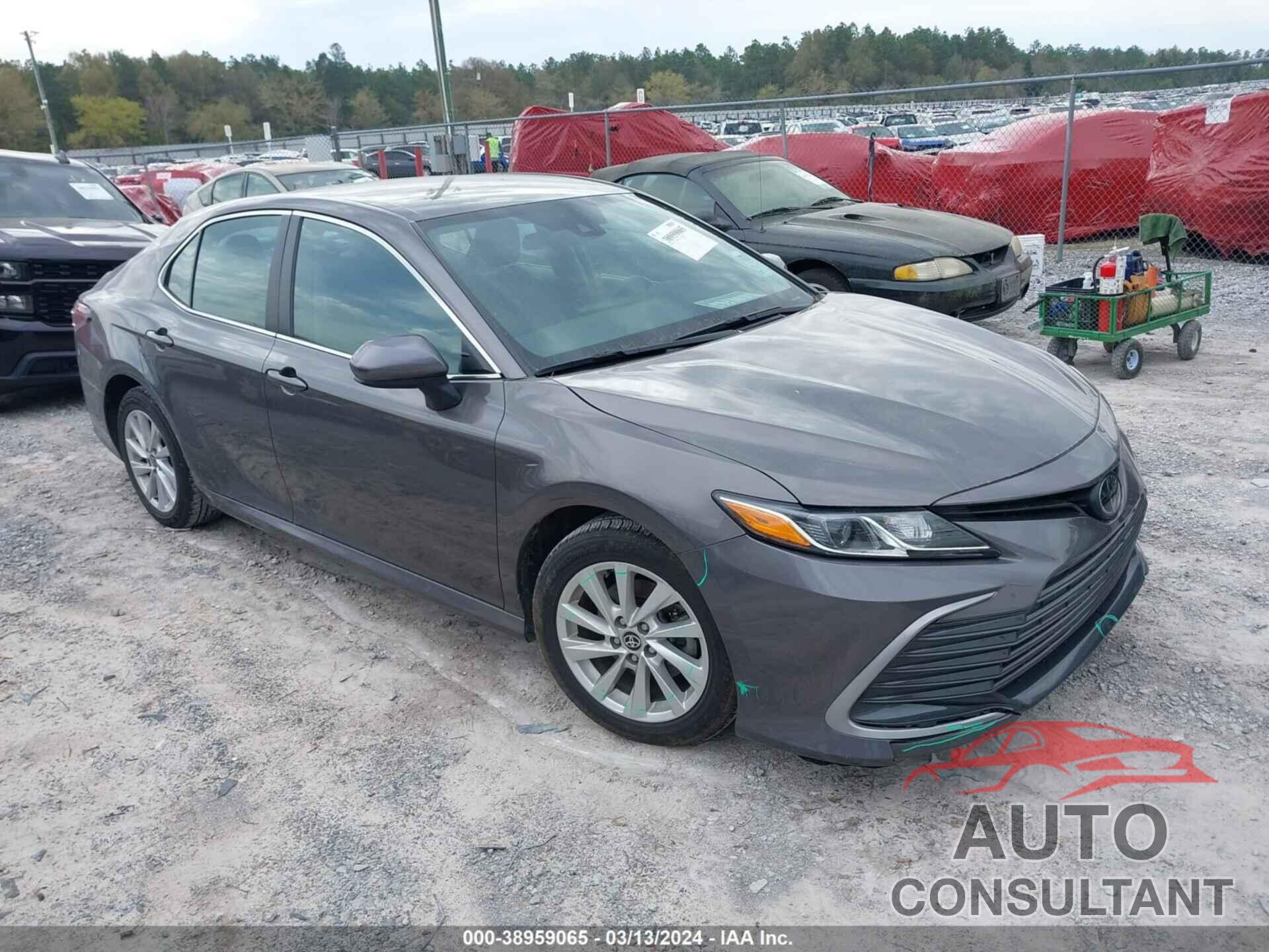 TOYOTA CAMRY 2023 - 4T1C11AK7PU723908
