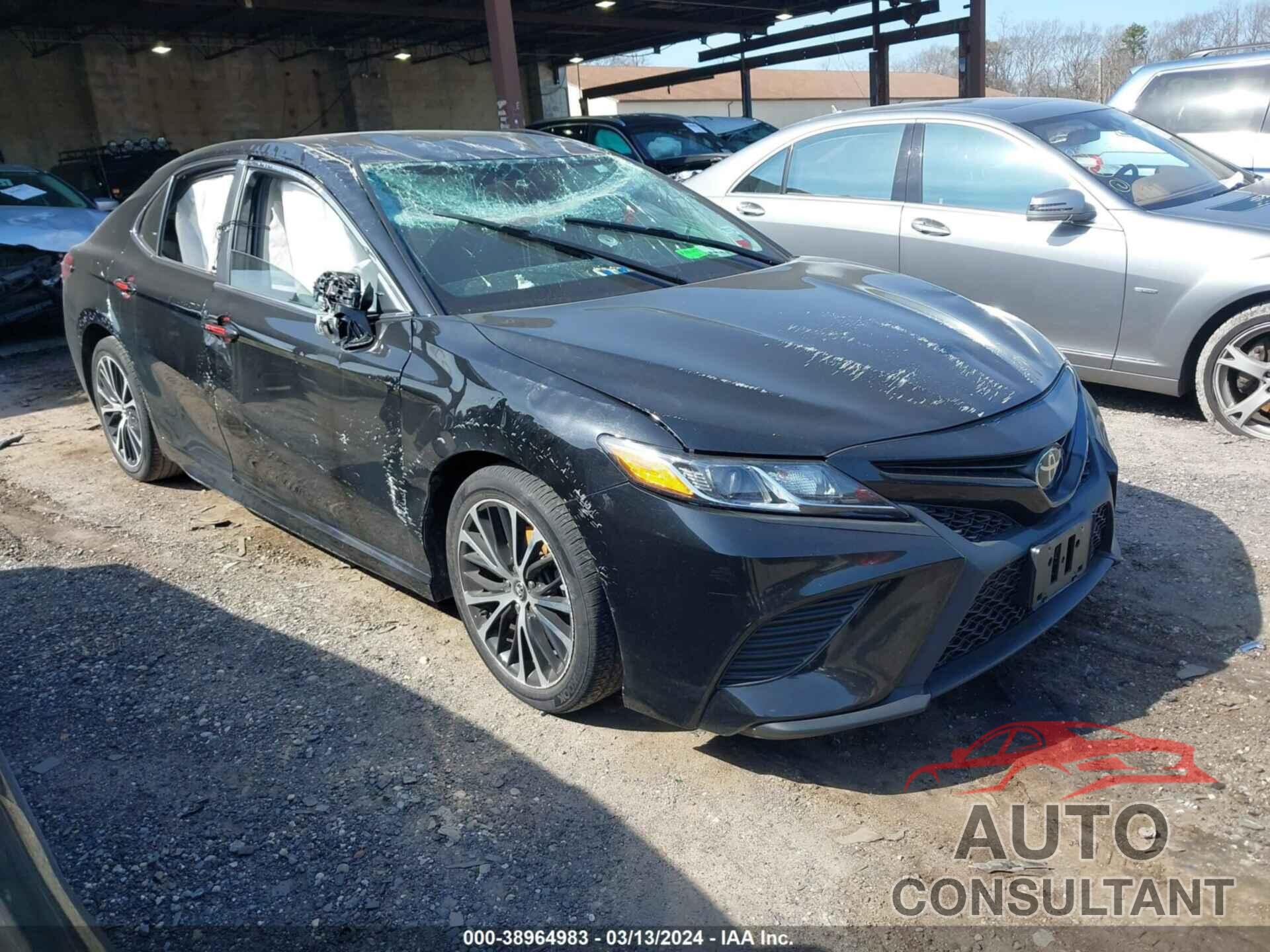 TOYOTA CAMRY 2019 - 4T1B11HK9KU678948