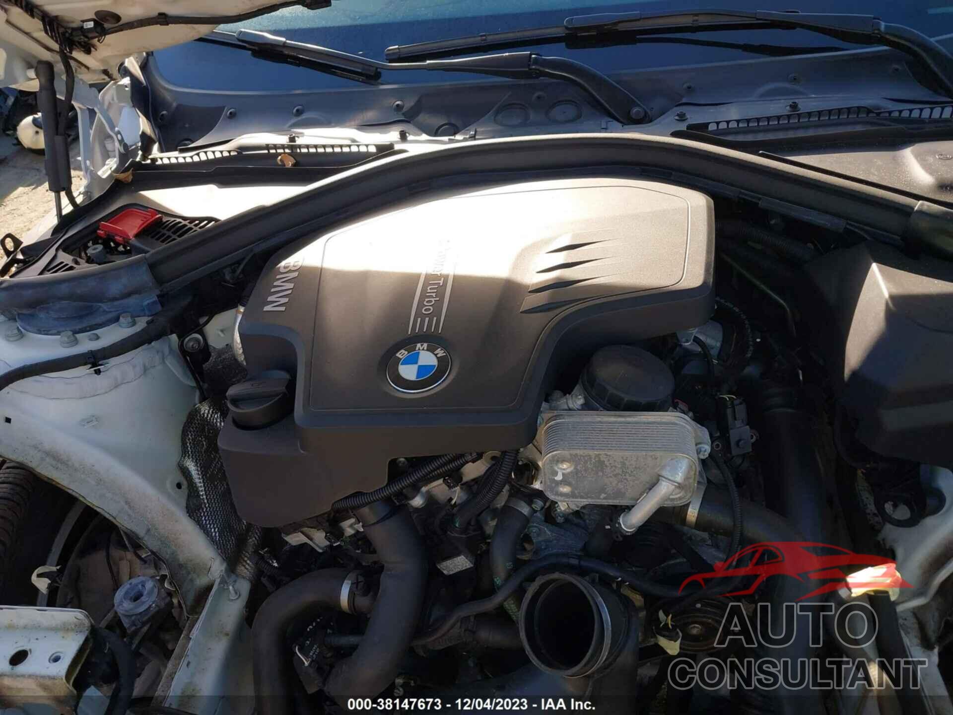 BMW 320I 2017 - WBA8E5G58HNU42152