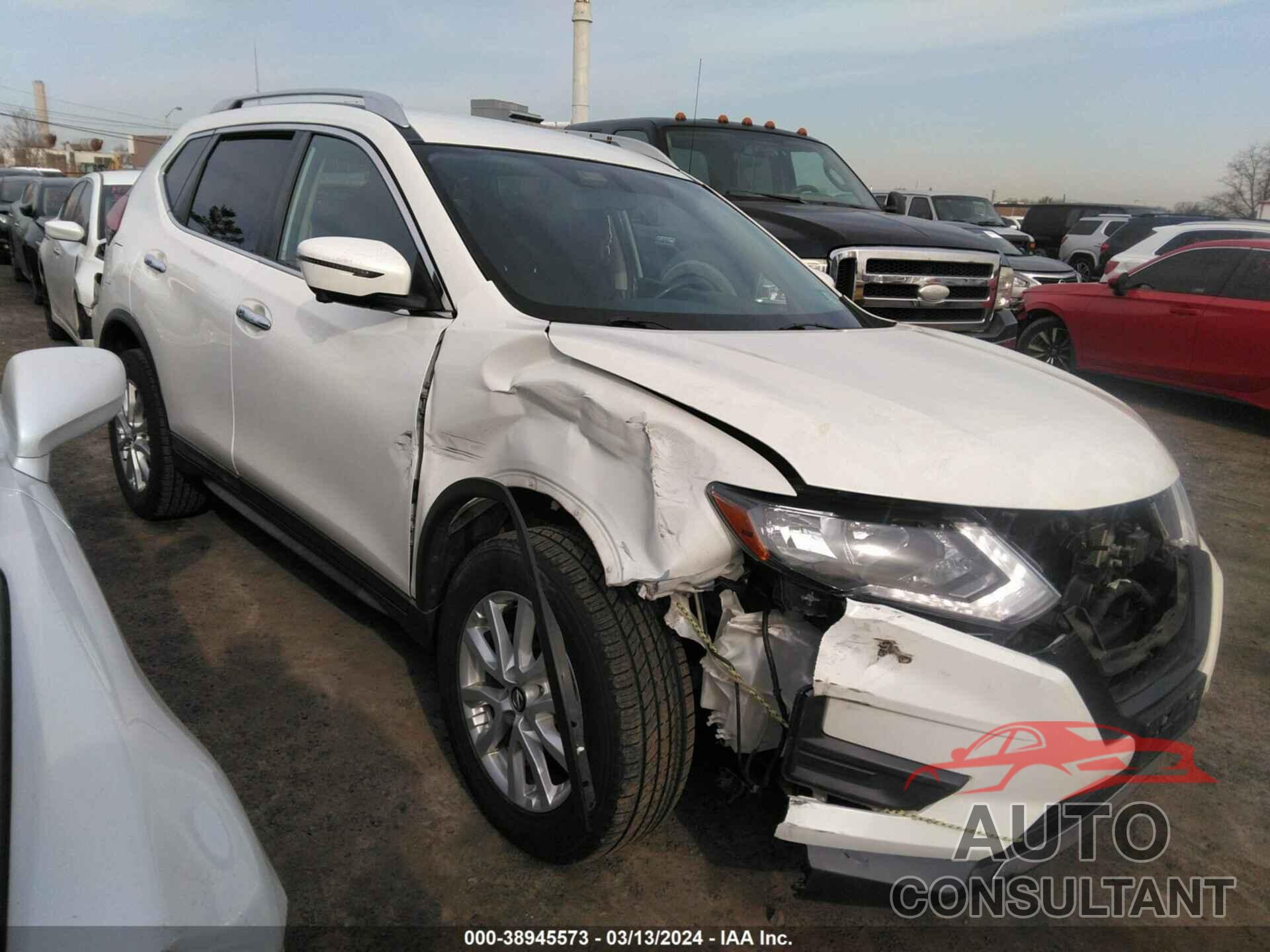 NISSAN ROGUE 2018 - KNMAT2MVXJP550747