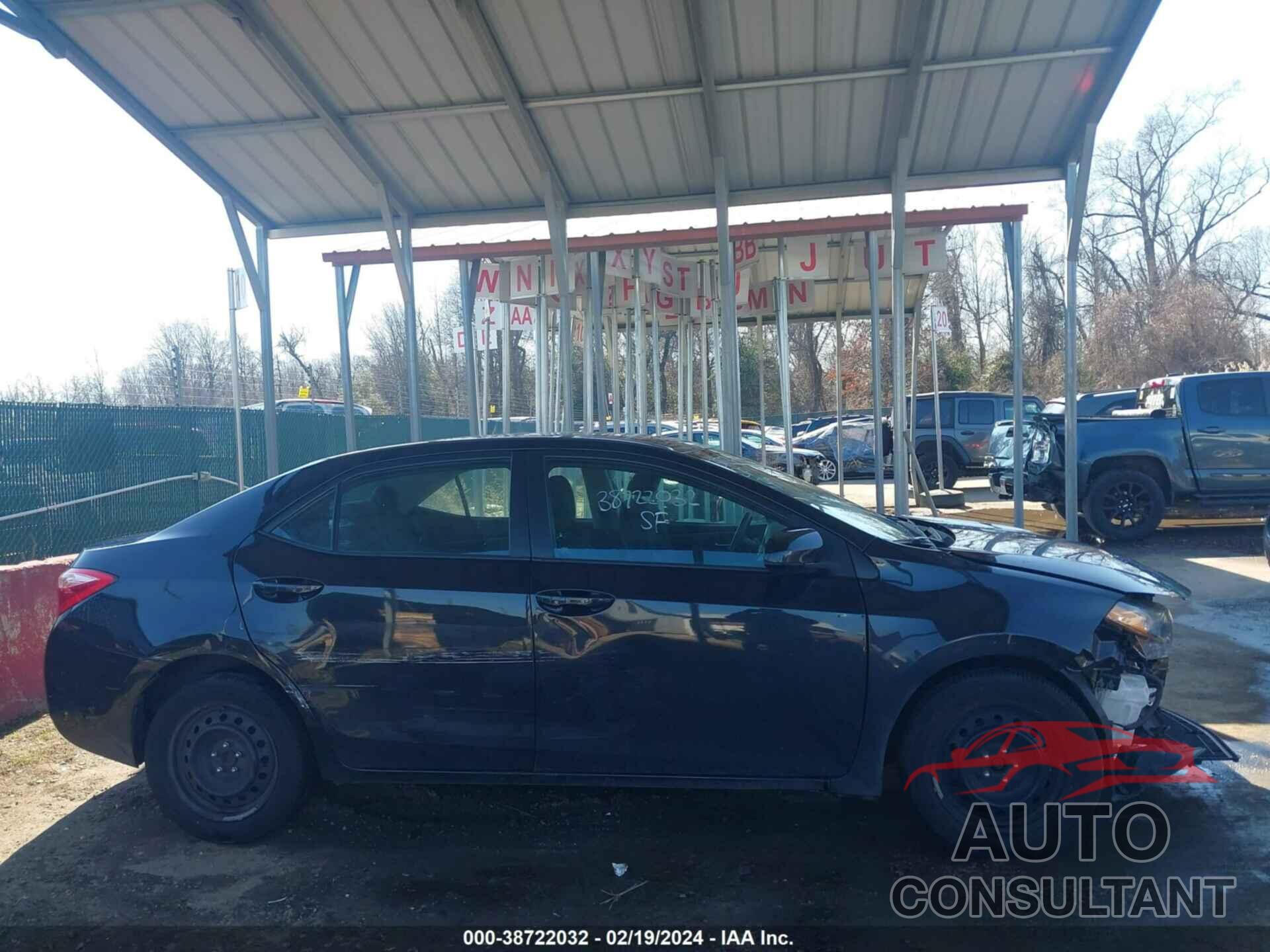 TOYOTA COROLLA 2018 - 2T1BURHE8JC985592