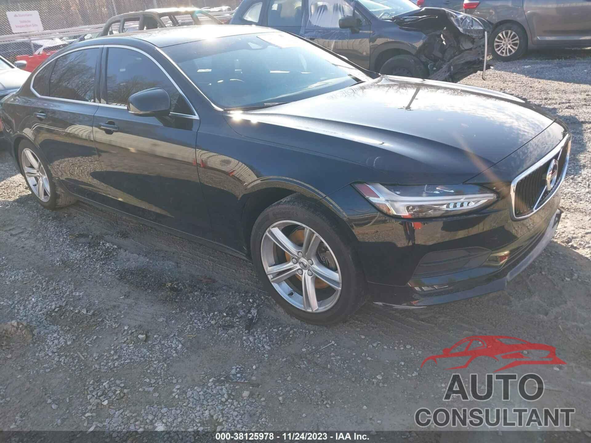 VOLVO S90 2018 - LVY102AK3JP050442