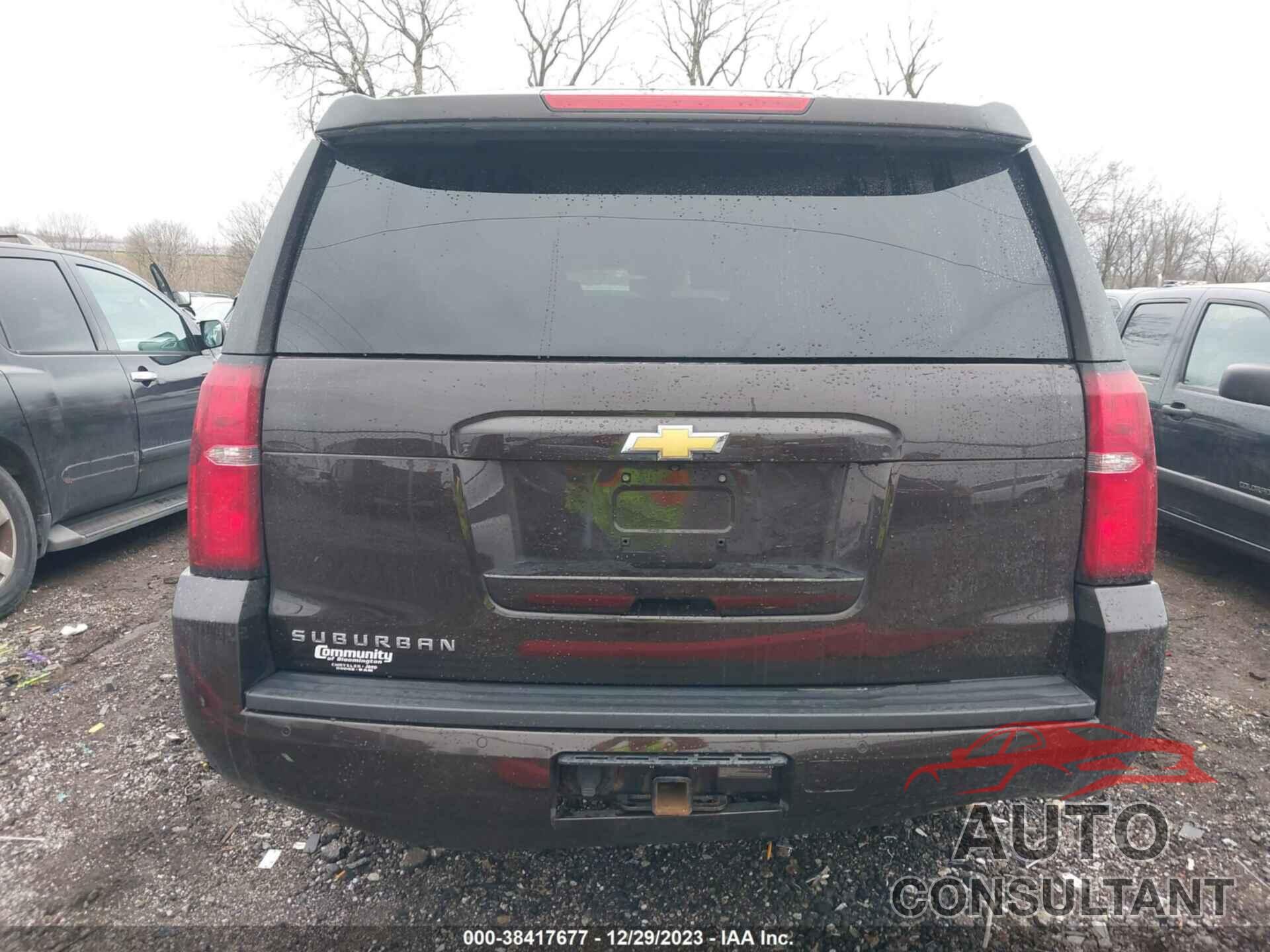 CHEVROLET SUBURBAN 2018 - 1GNSKHKCXJR138478