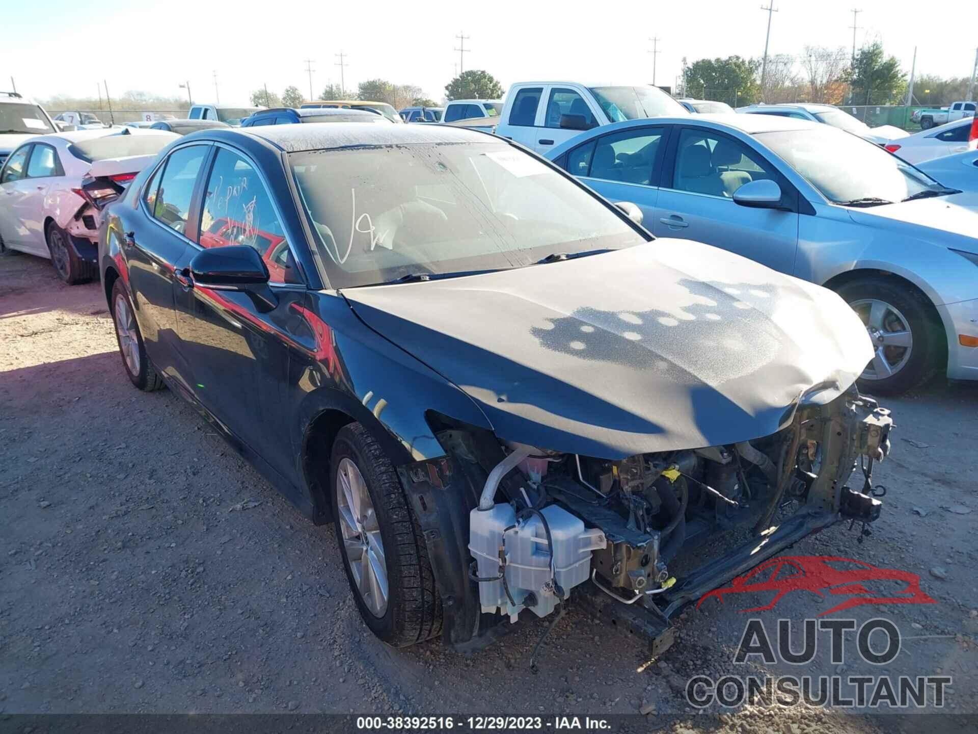 TOYOTA CAMRY 2023 - 4T1R11AK5PU103181