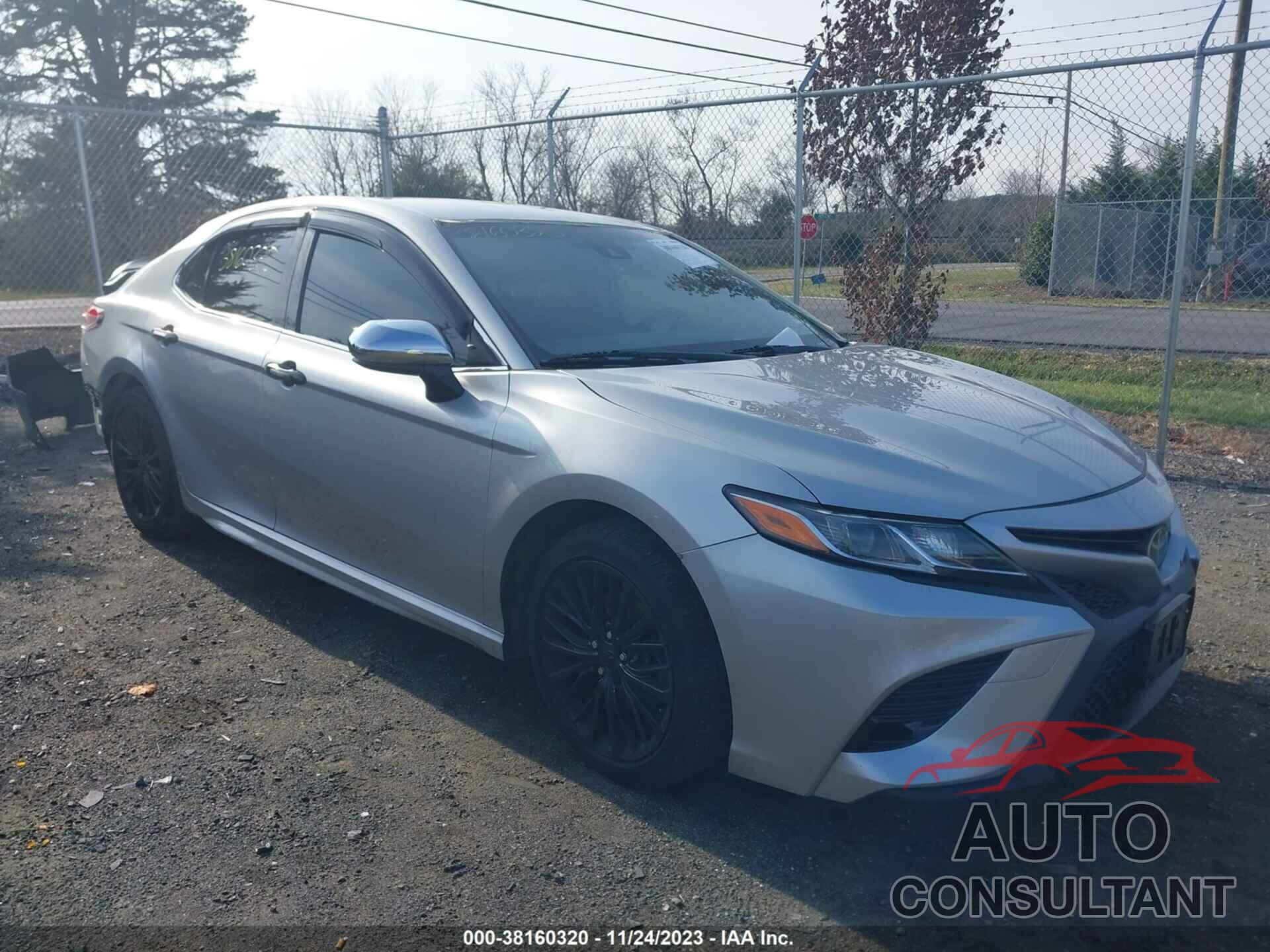 TOYOTA CAMRY 2018 - JTNB11HK4J3023021