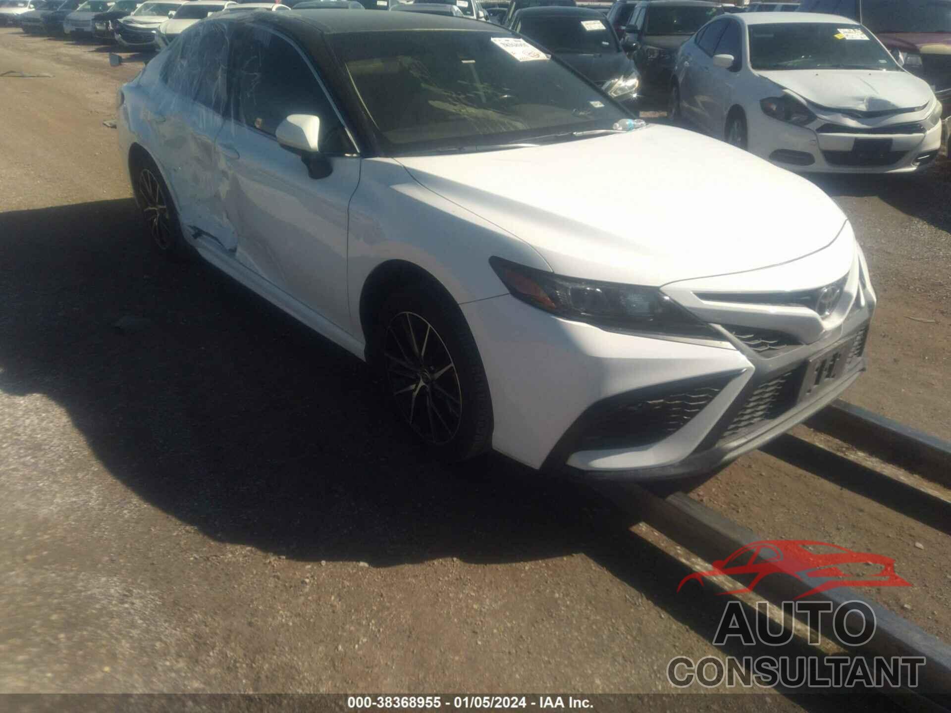 TOYOTA CAMRY 2021 - 4T1G11AK0MU418313