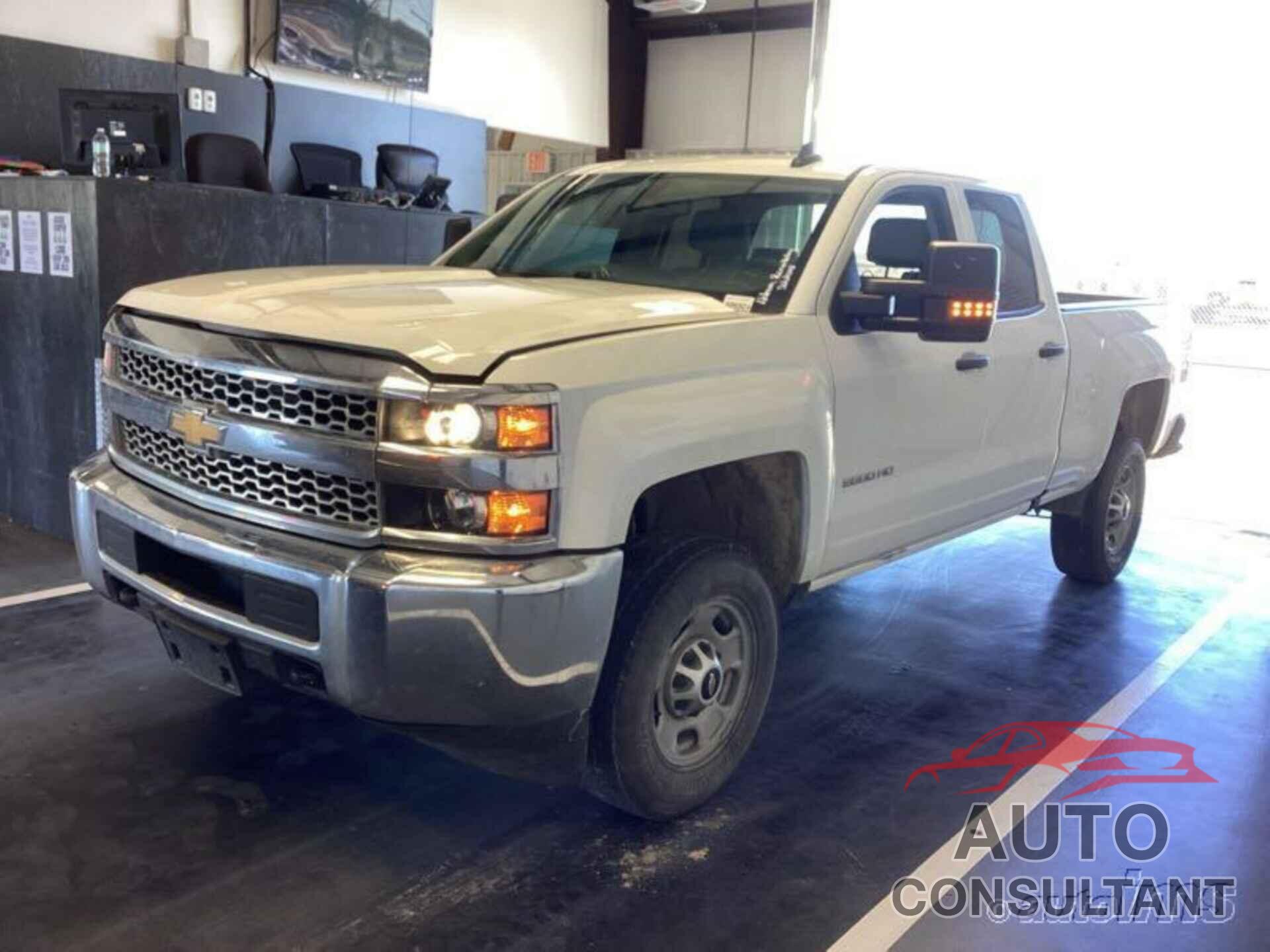 CHEVROLET SILVERADO 2019 - 2GC2KREG0K1177085