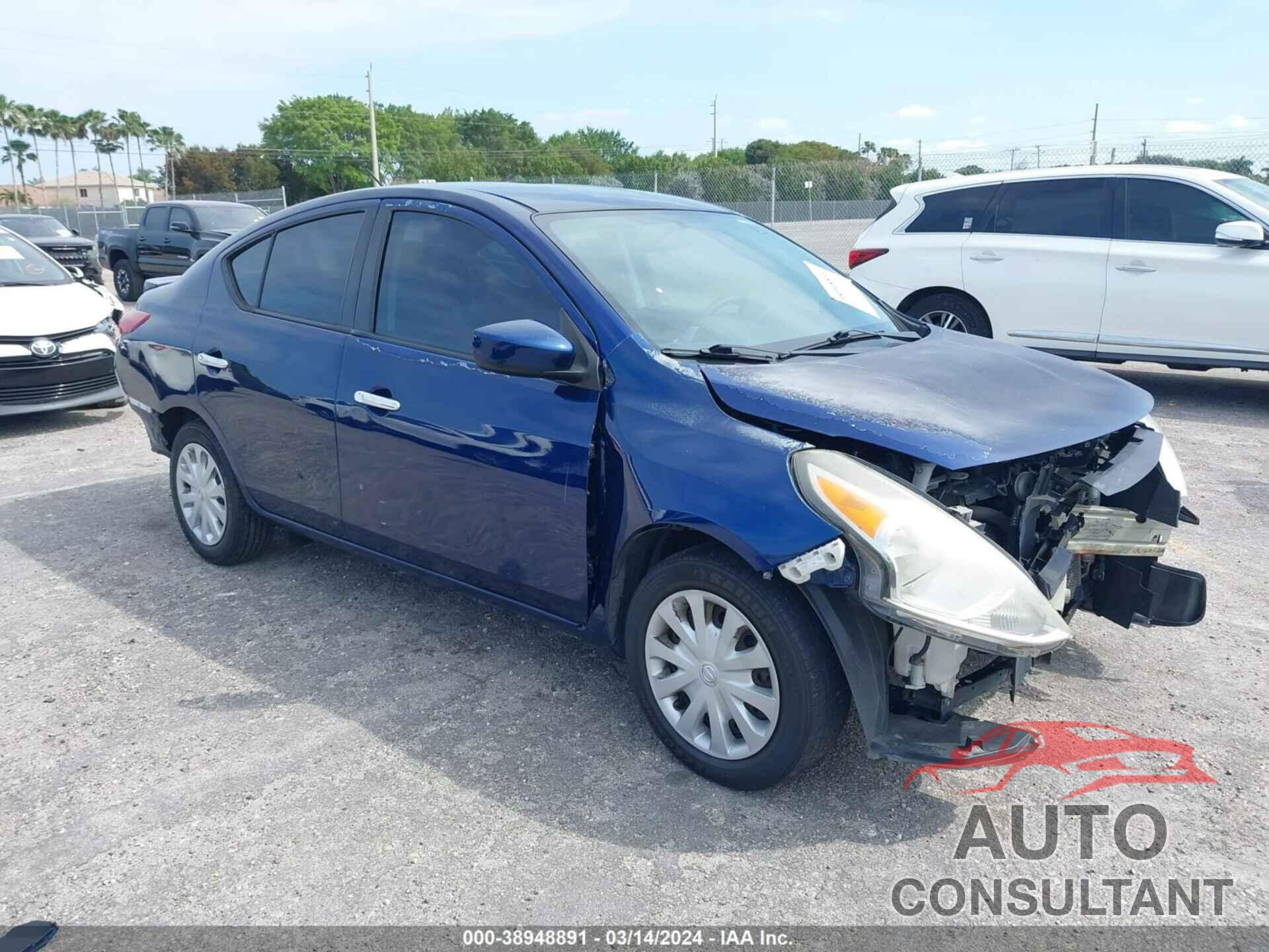 NISSAN VERSA 2018 - 3N1CN7AP5JL818849