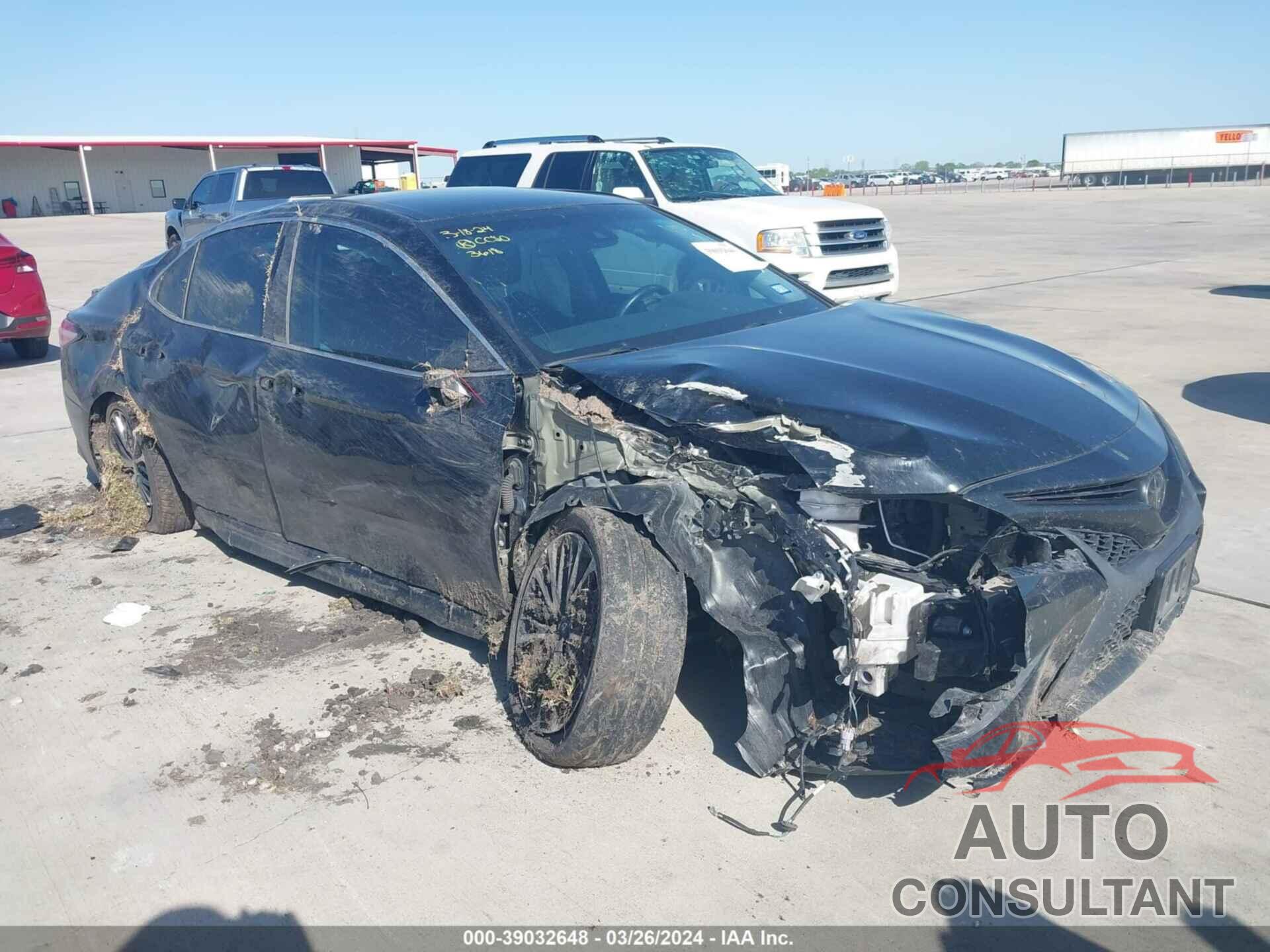 TOYOTA CAMRY 2020 - 4T1G11AK0LU503618